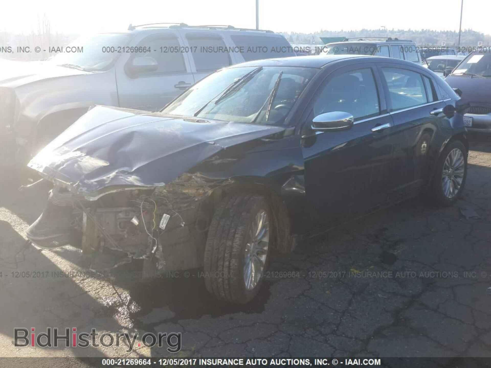 2012 Chrysler 200 - VIN: 1C3CCBCG5CN217791 - Фото 2