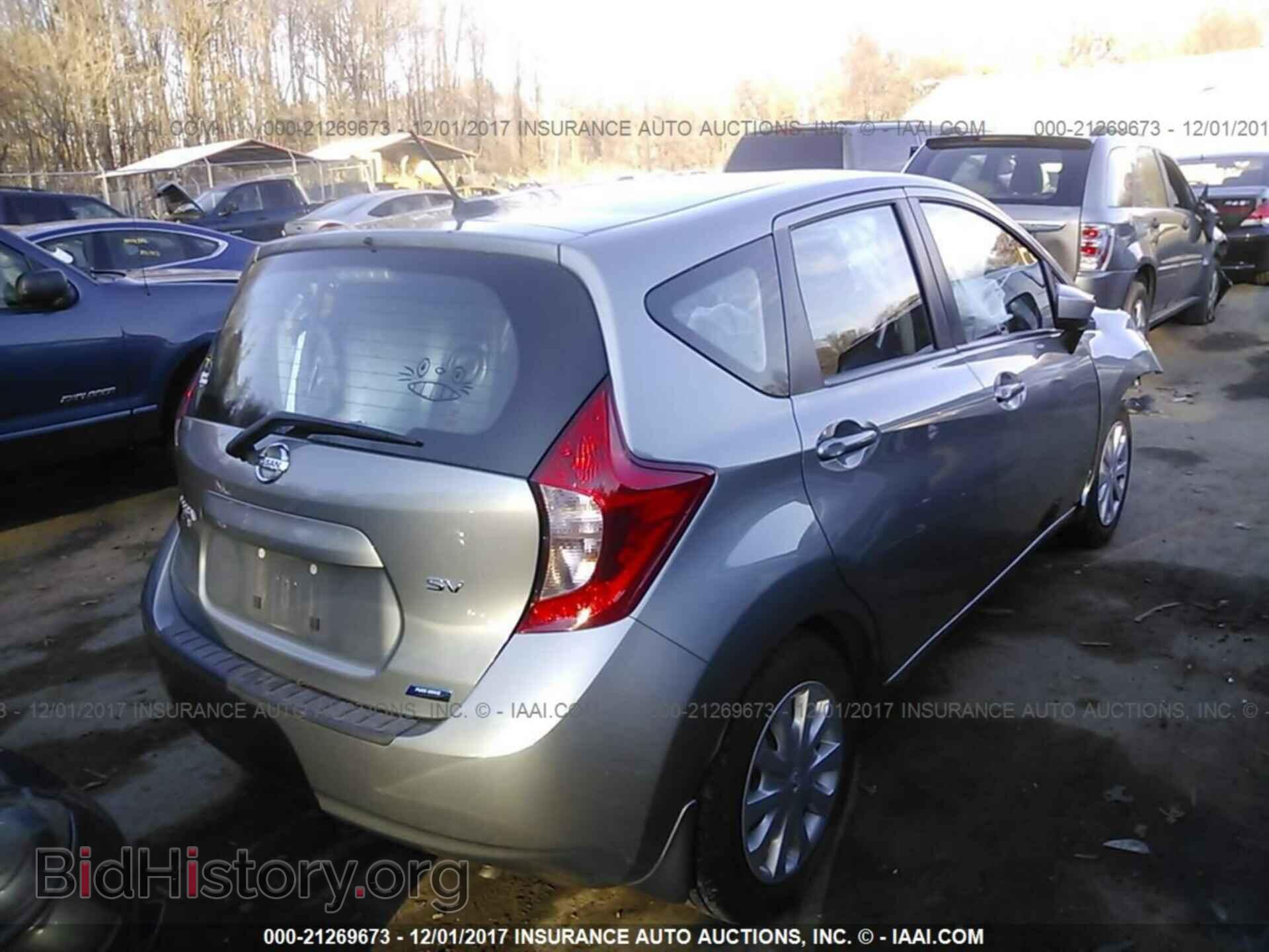 2015 Nissan Versa note - VIN: 3N1CE2CP1FL369631 - Photo 4