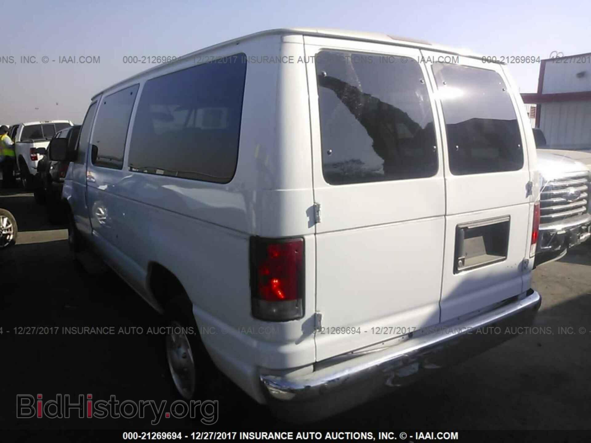 2013 Ford Econoline - VIN: 1FBNE3BL4DDA99182 - Фото 3