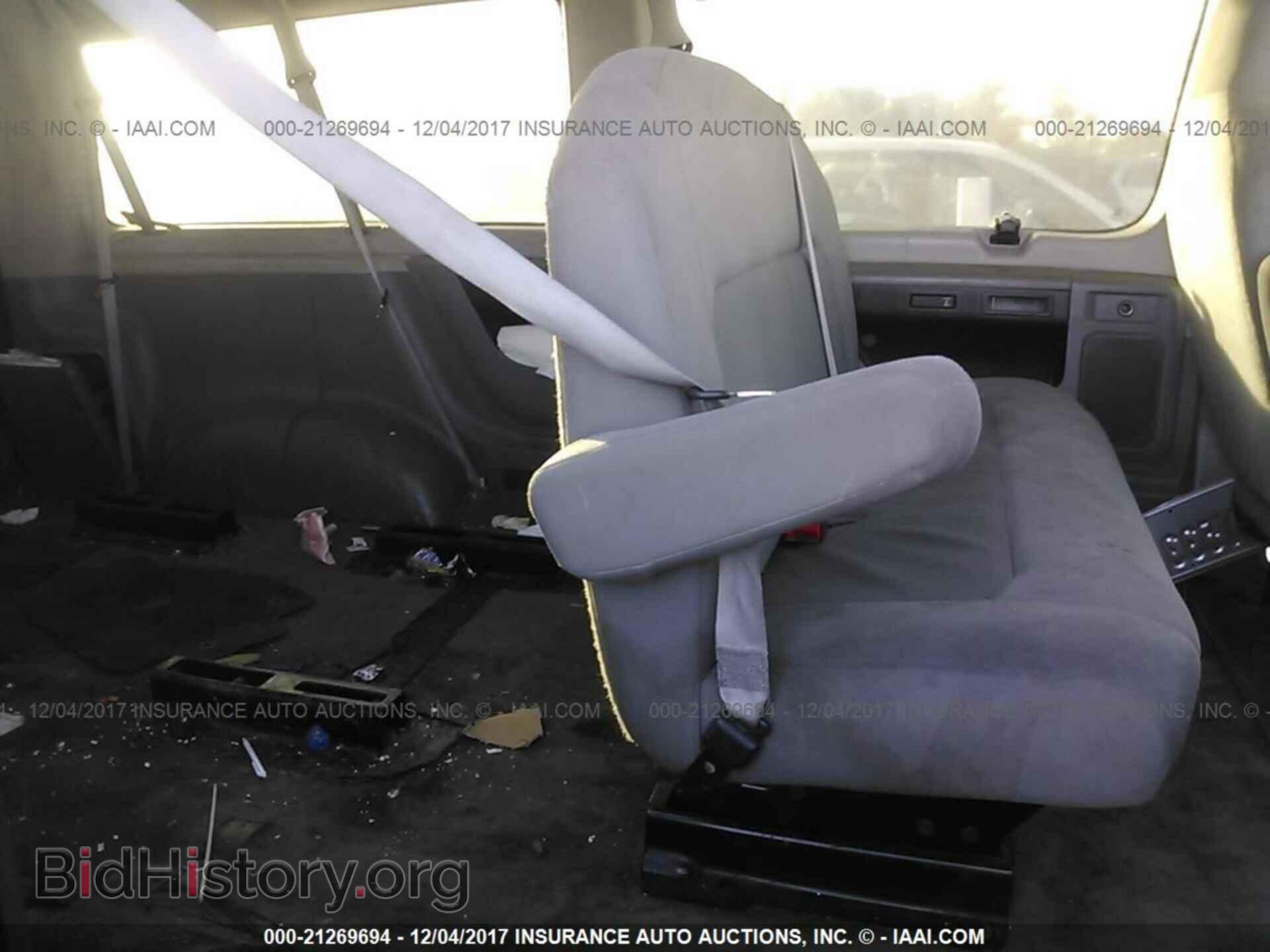 2013 Ford Econoline - VIN: 1FBNE3BL4DDA99182 - Фото 8