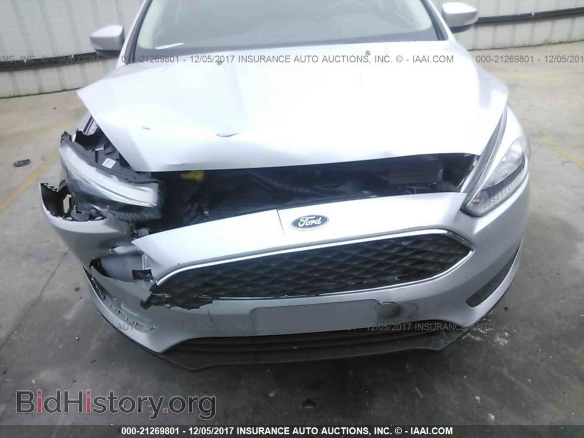 2017 Ford Focus - VIN: 1FADP3F29HL324491 - Photo 6