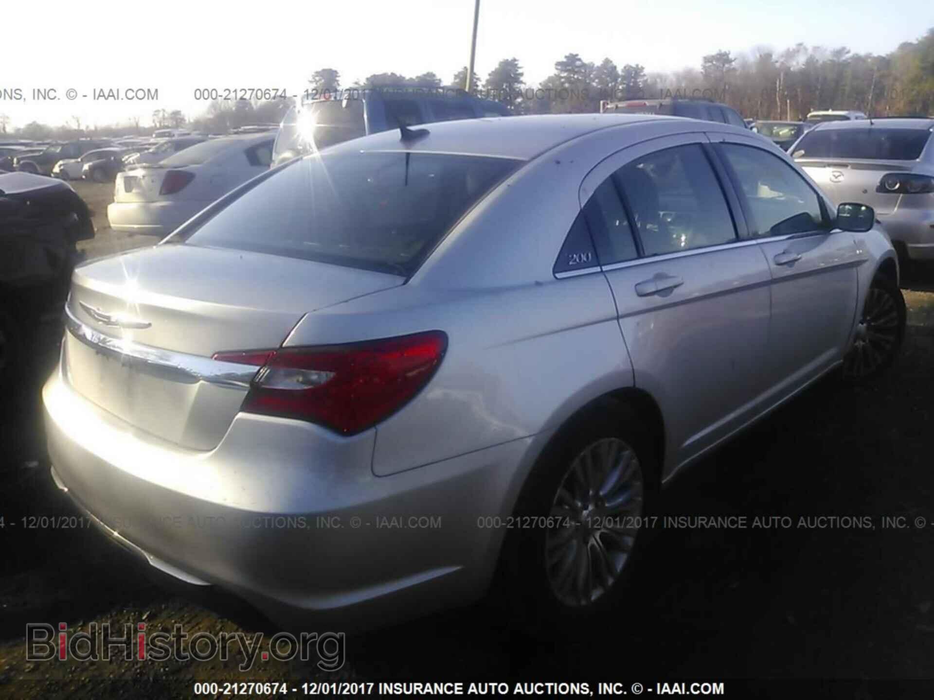 2012 Chrysler 200 - VIN: 1C3CCBAB7CN145192 - Photo 4