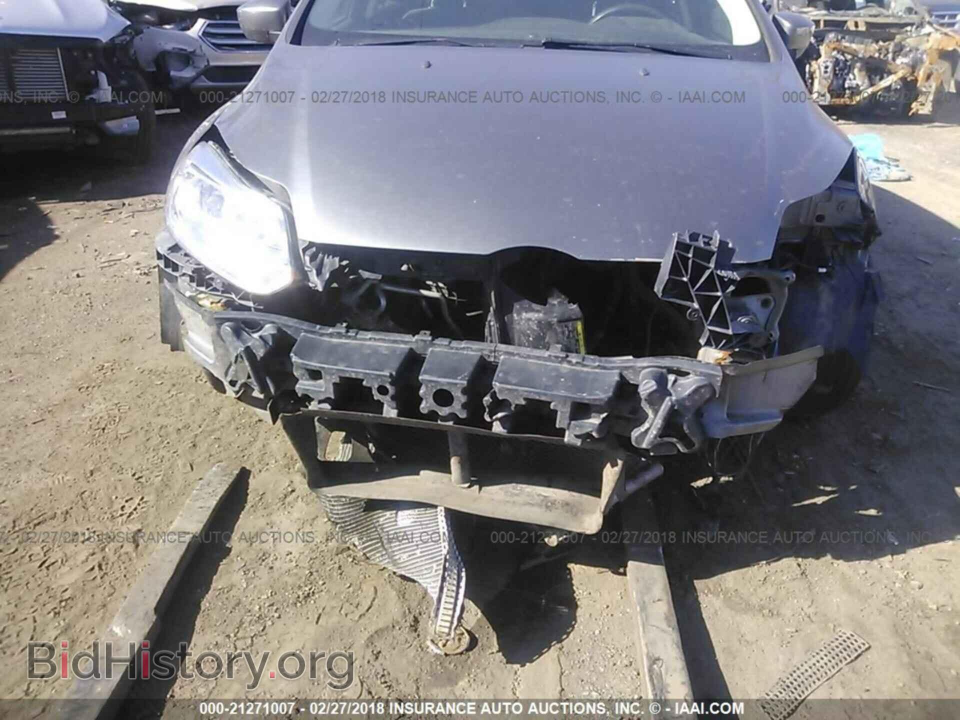 2012 Ford Focus - VIN: 1FAHP3F20CL300252 - Photo 6