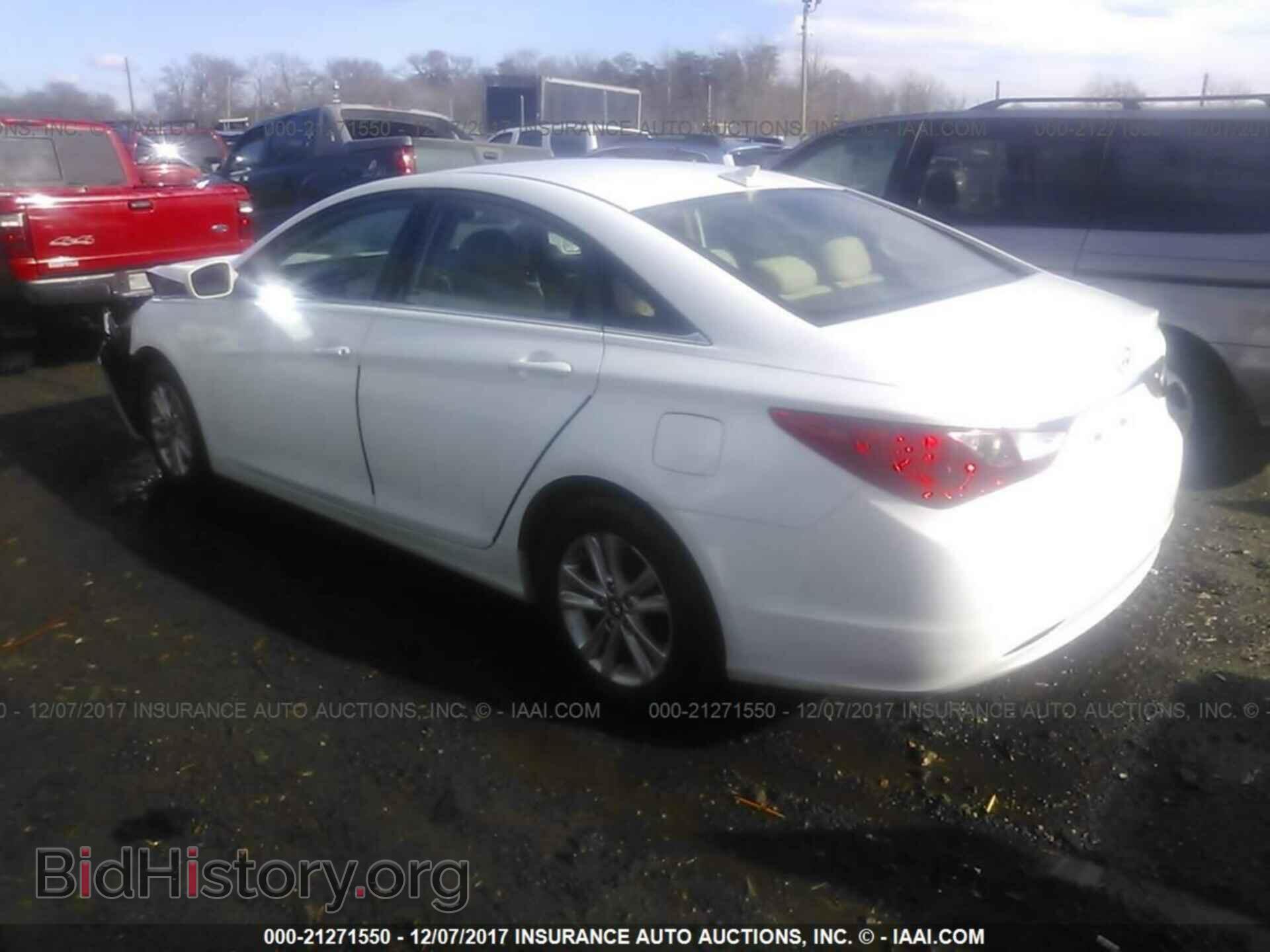 2012 Hyundai Sonata - VIN: 5NPEB4AC3CH379650 - Фото 3