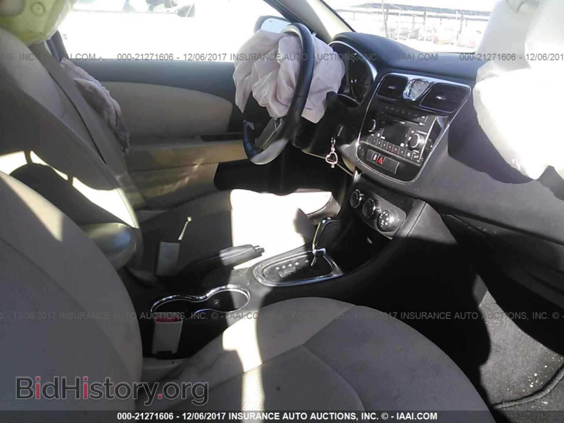 2012 Chrysler 200 - VIN: 1C3CCBBB4CN298711 - Фото 5