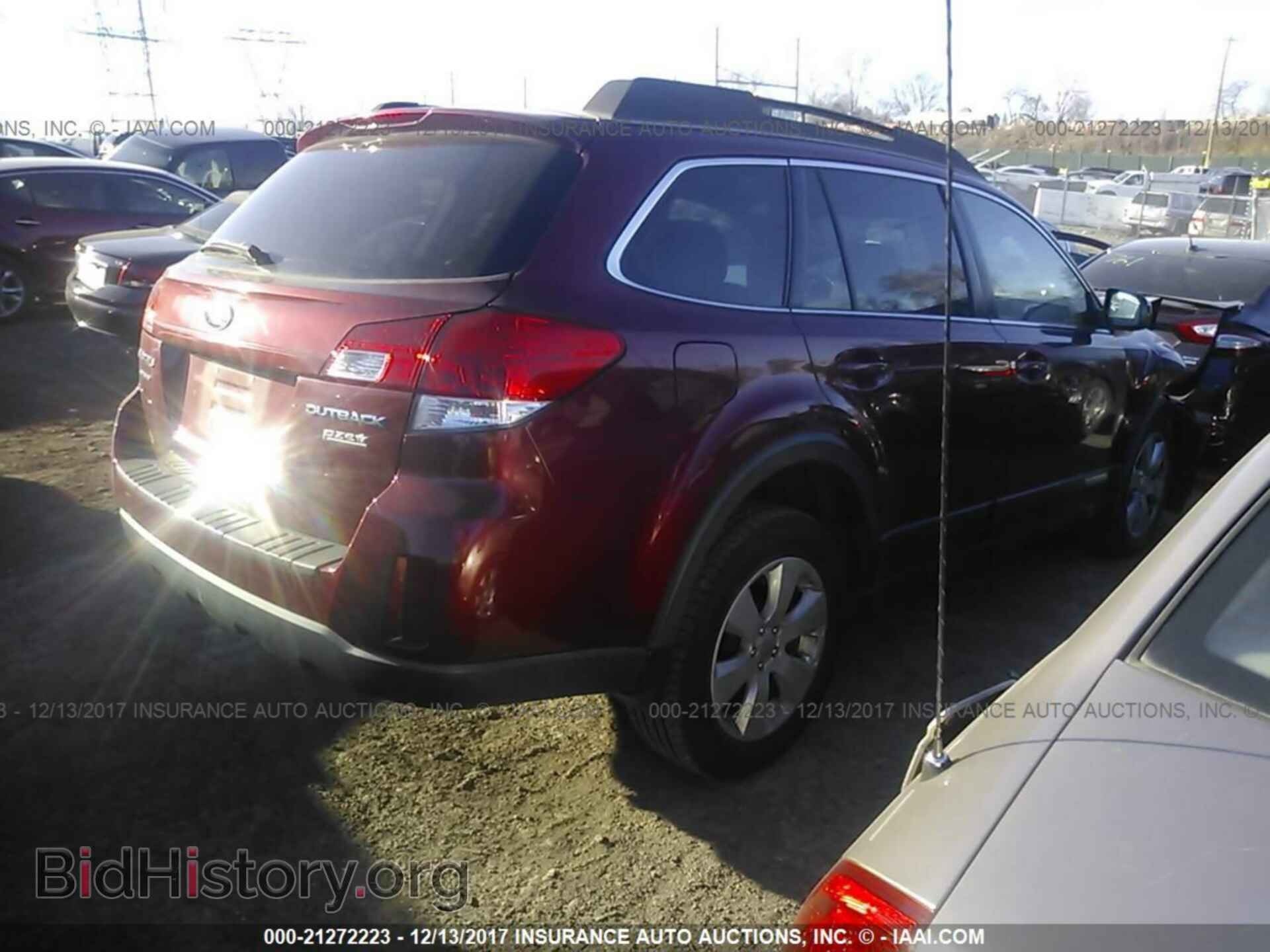 2011 Subaru Outback - VIN: 4S4BRBCC4B3399721 - Фото 4