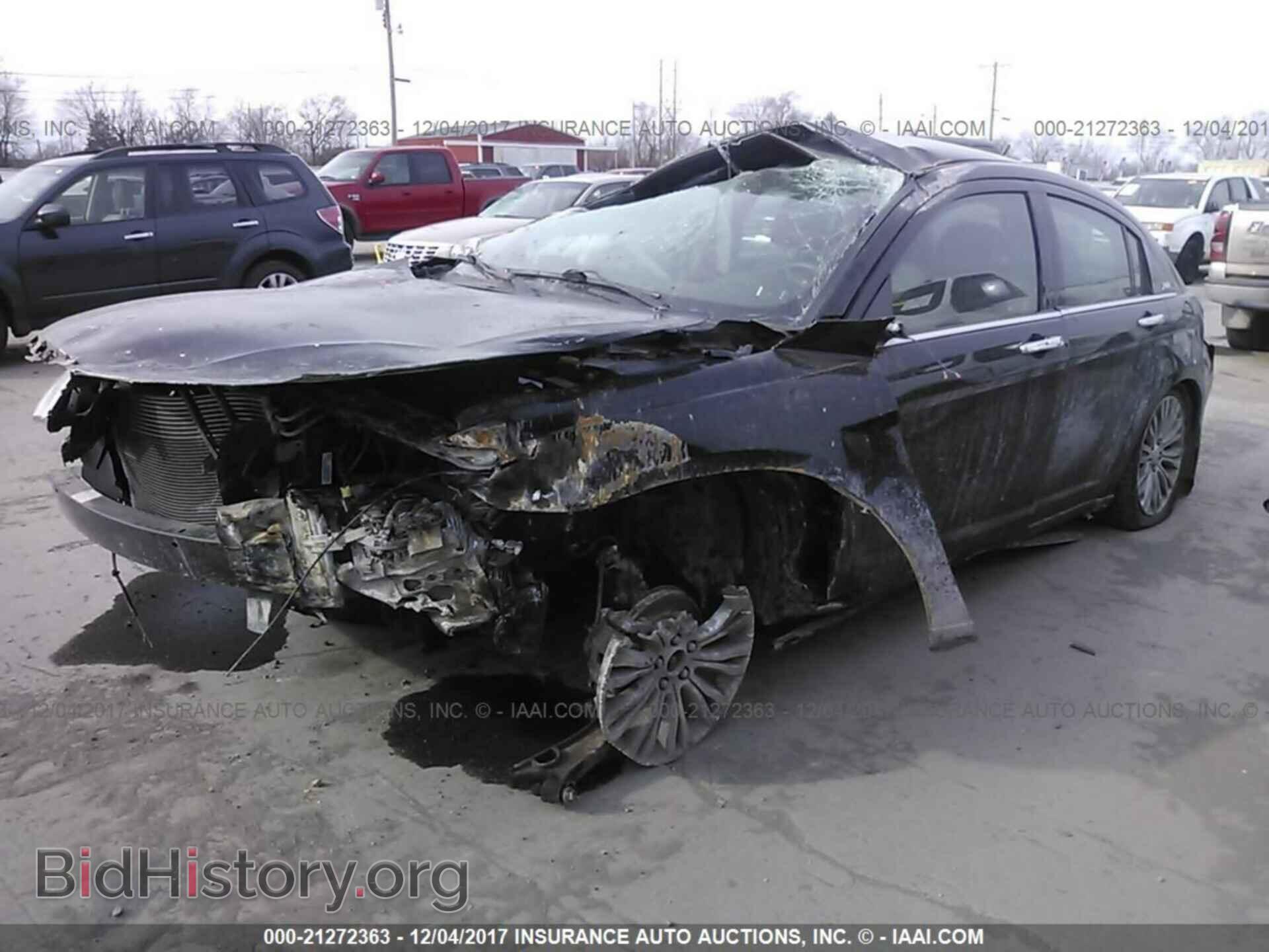 2012 Chrysler 200 - VIN: 1C3CCBCB4CN297024 - Фото 2
