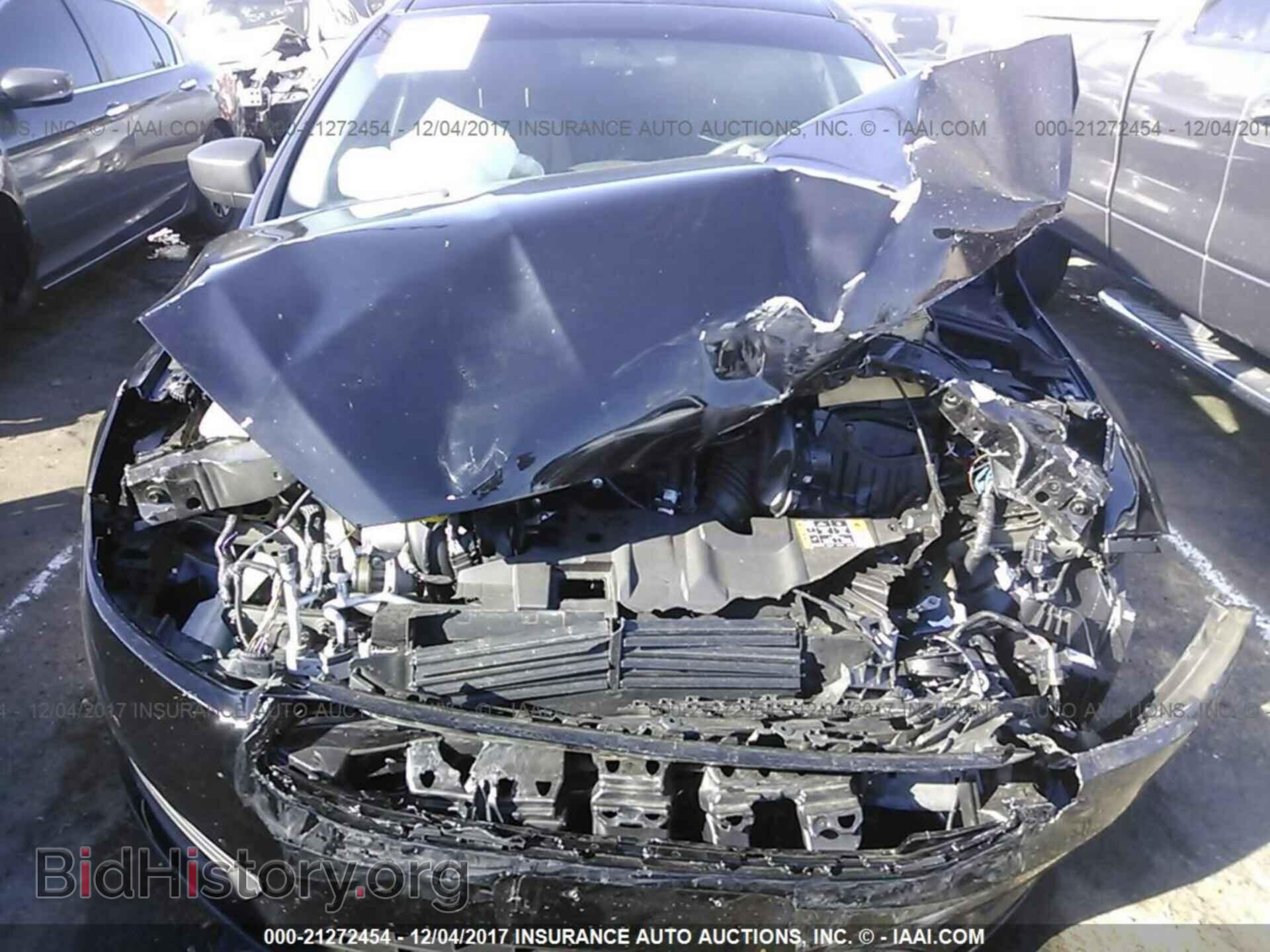 2017 Ford Focus - VIN: 1FADP3E28HL325195 - Photo 6