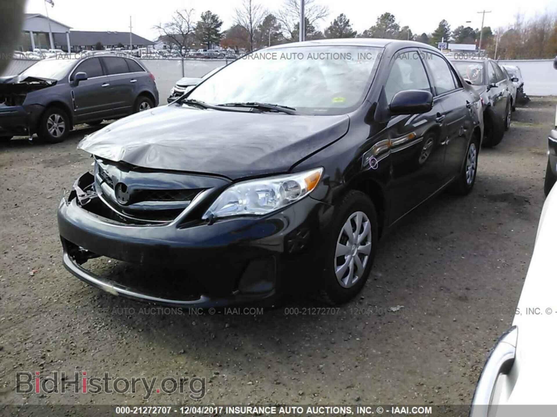 2011 Toyota Corolla - VIN: 2T1BU4EE2BC556442 - Фото 2