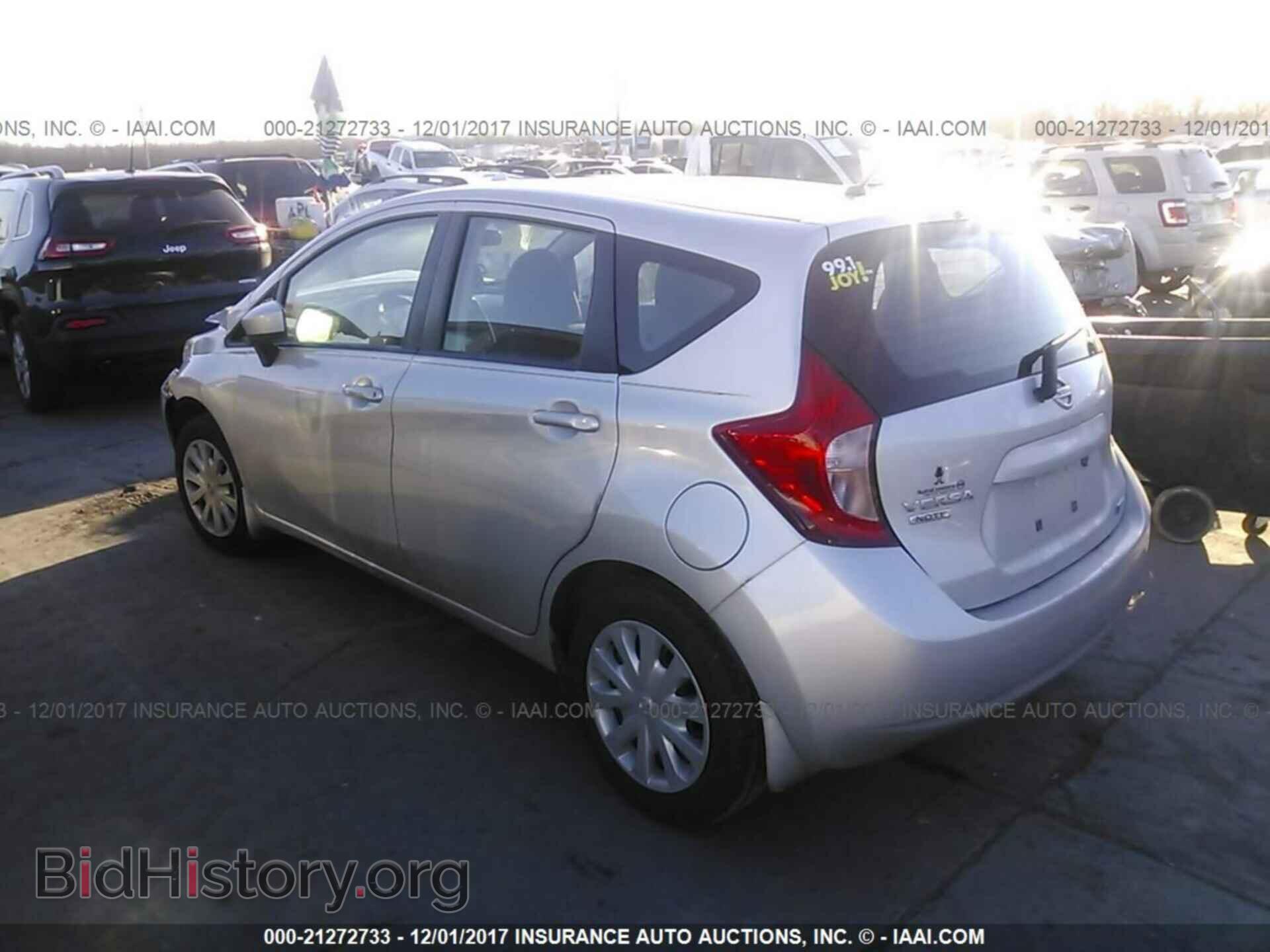 2016 Nissan Versa note - VIN: 3N1CE2CP2GL368926 - Photo 3
