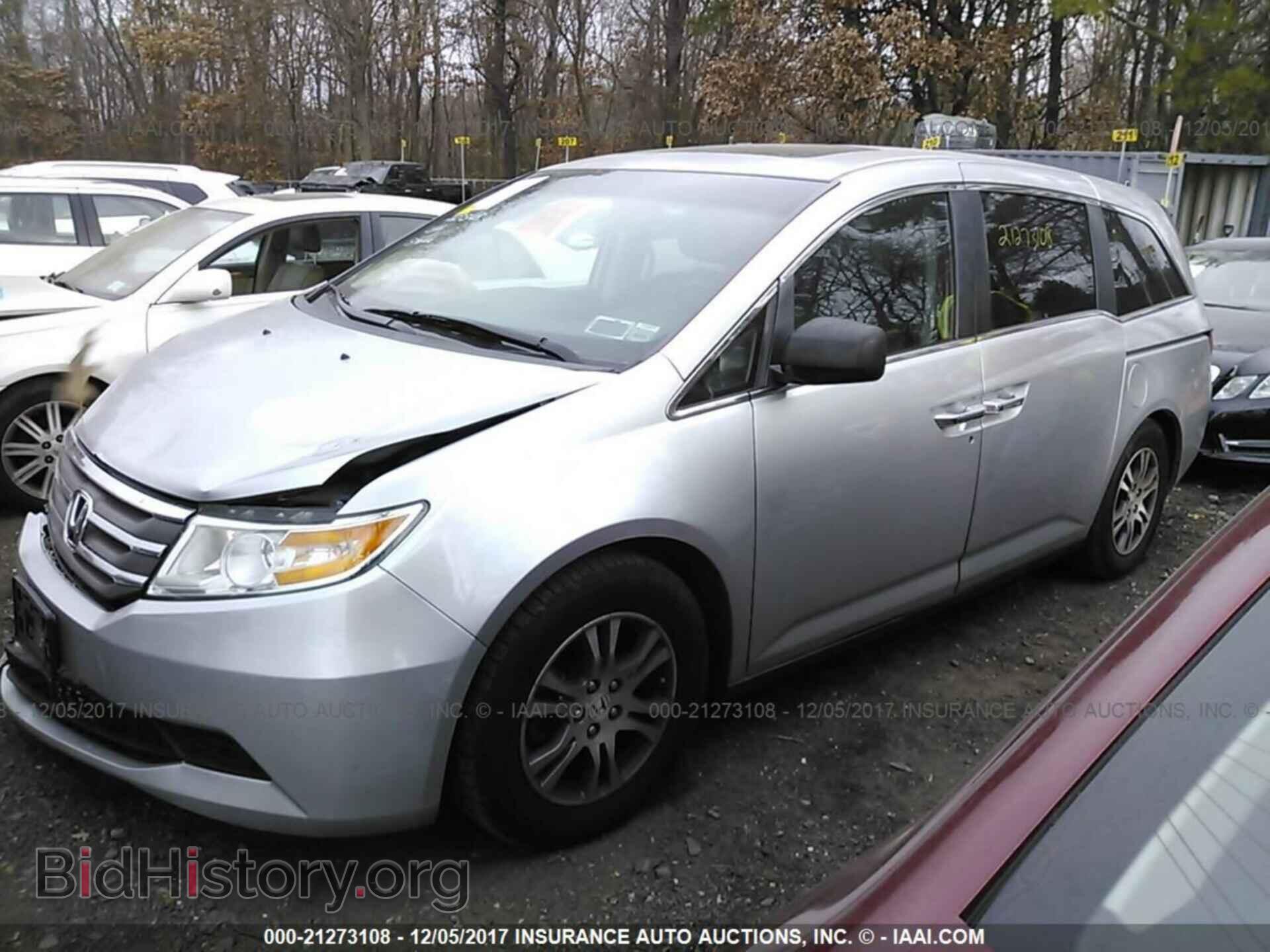 2013 Honda Odyssey - VIN: 5FNRL5H60DB044950 - Фото 2