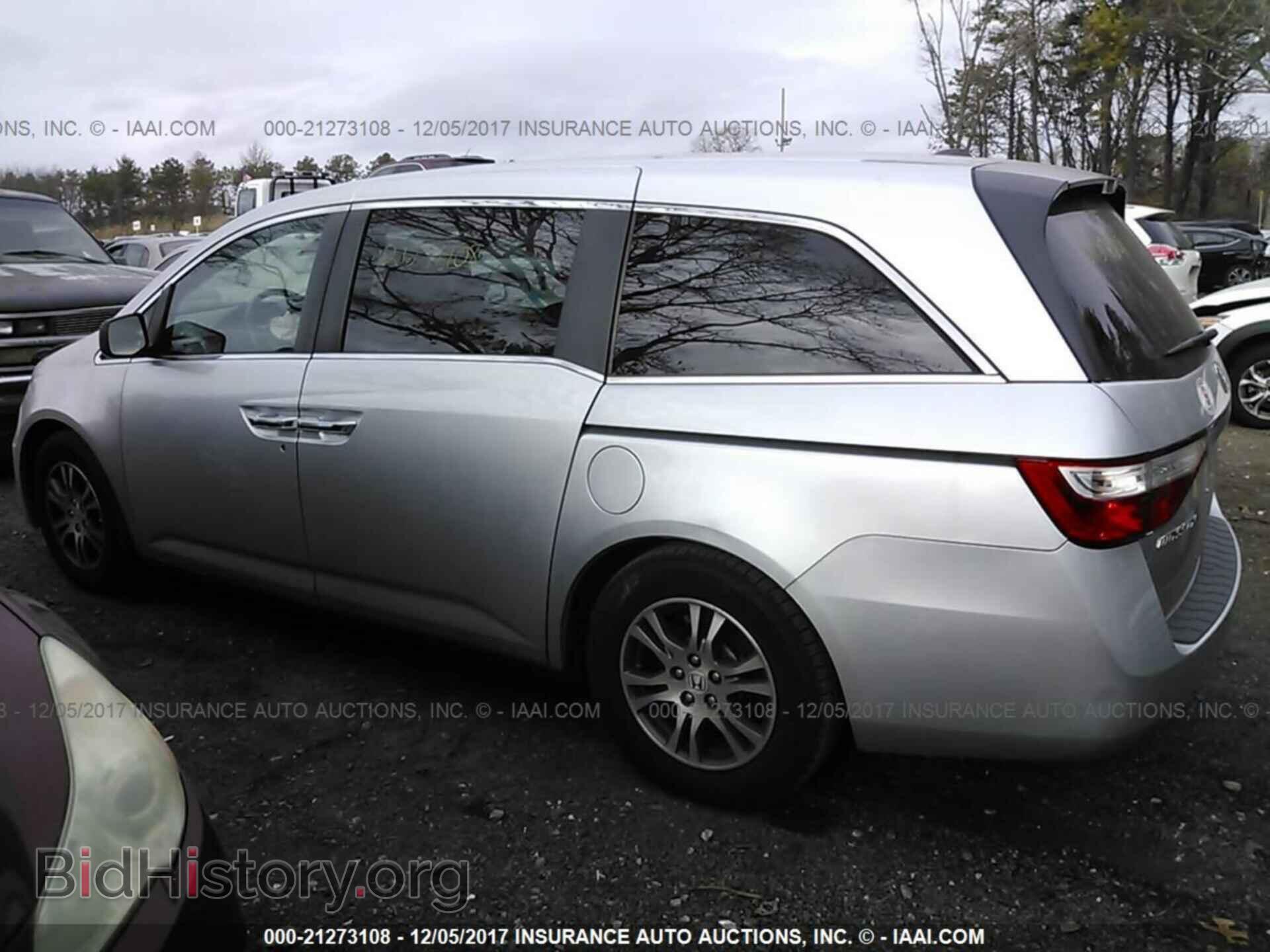2013 Honda Odyssey - VIN: 5FNRL5H60DB044950 - Фото 3