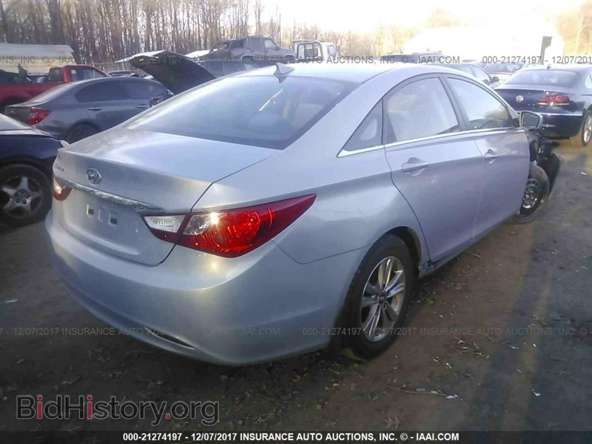 2012 Hyundai Sonata - VIN: 5NPEB4AC9CH465853 - Фото 4