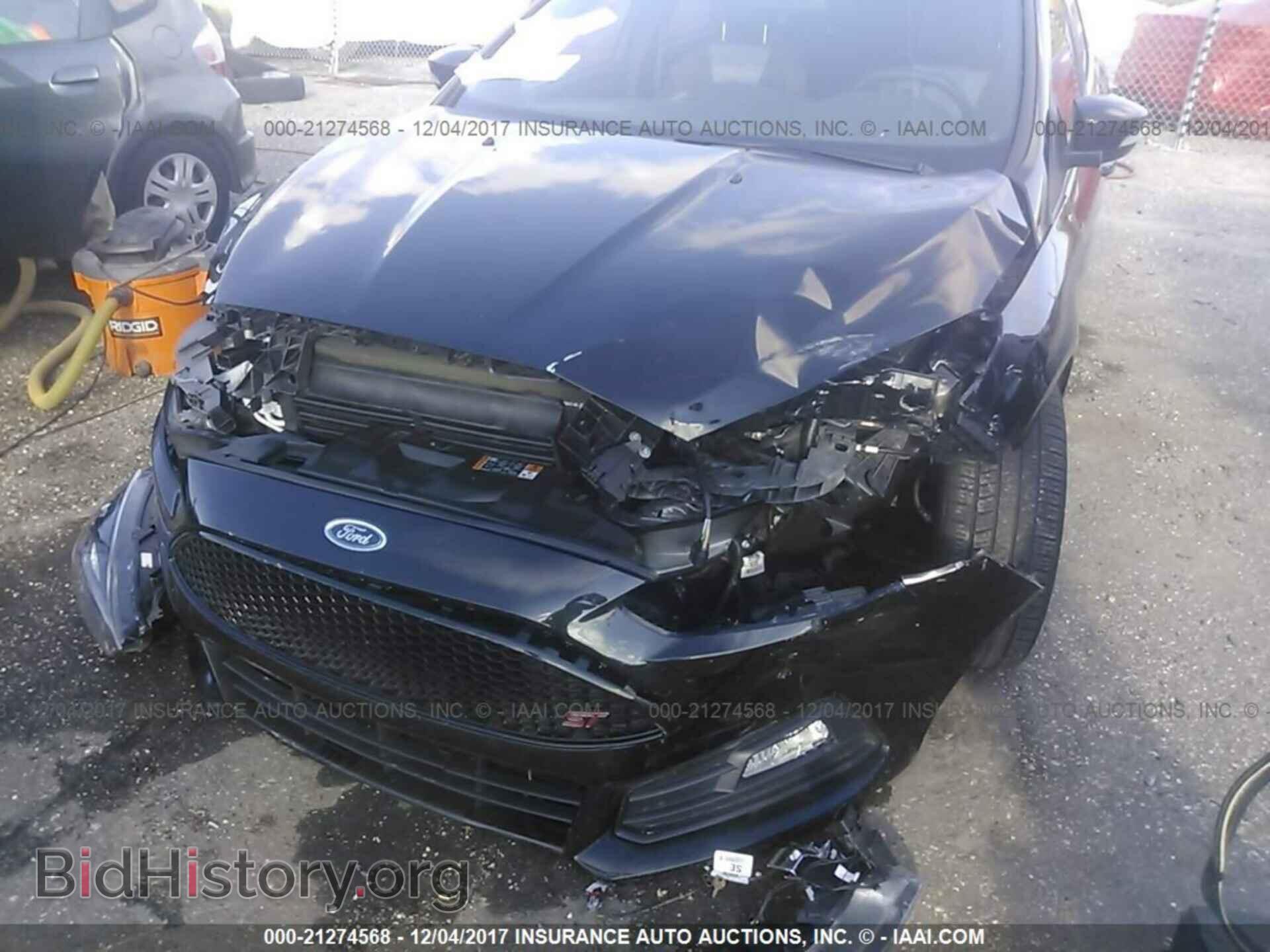 2017 Ford Focus - VIN: 1FADP3L94HL236546 - Photo 6
