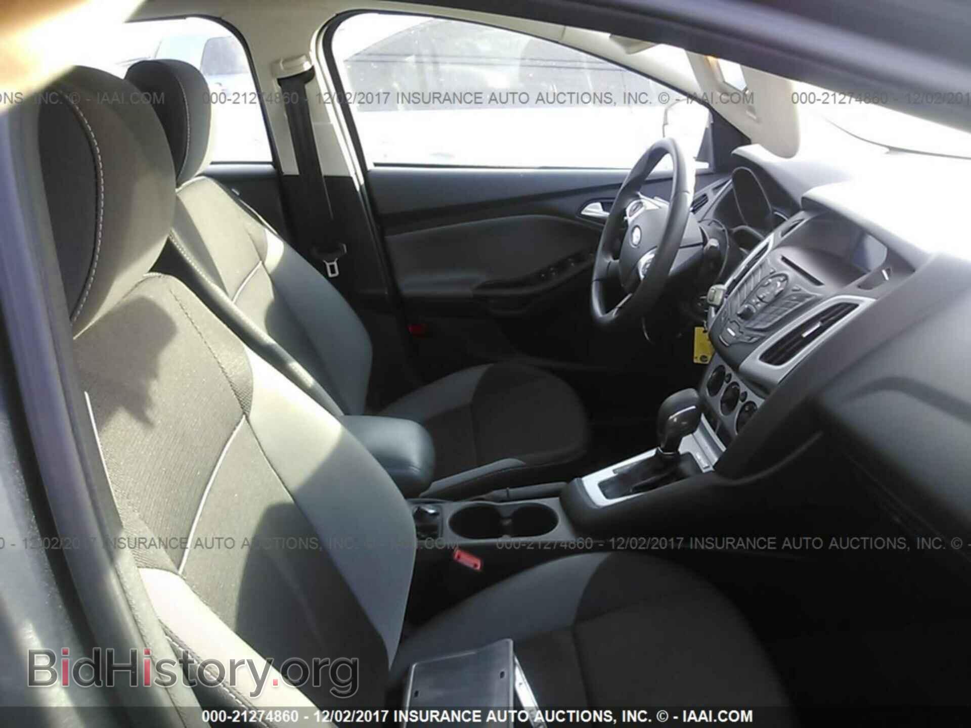 2014 Ford Focus - VIN: 1FADP3F21EL207838 - Photo 5