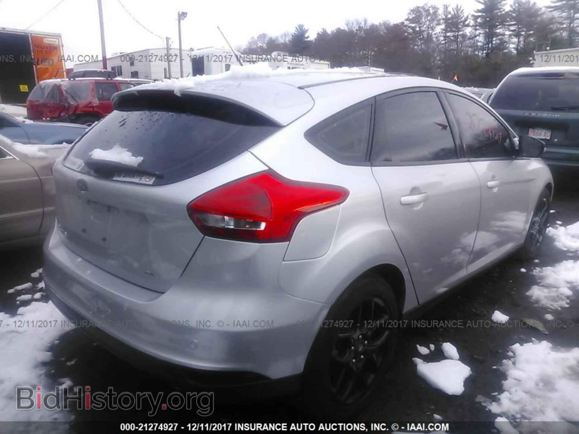 2016 Ford Focus - VIN: 1FADP3K29GL345555 - Фото 4
