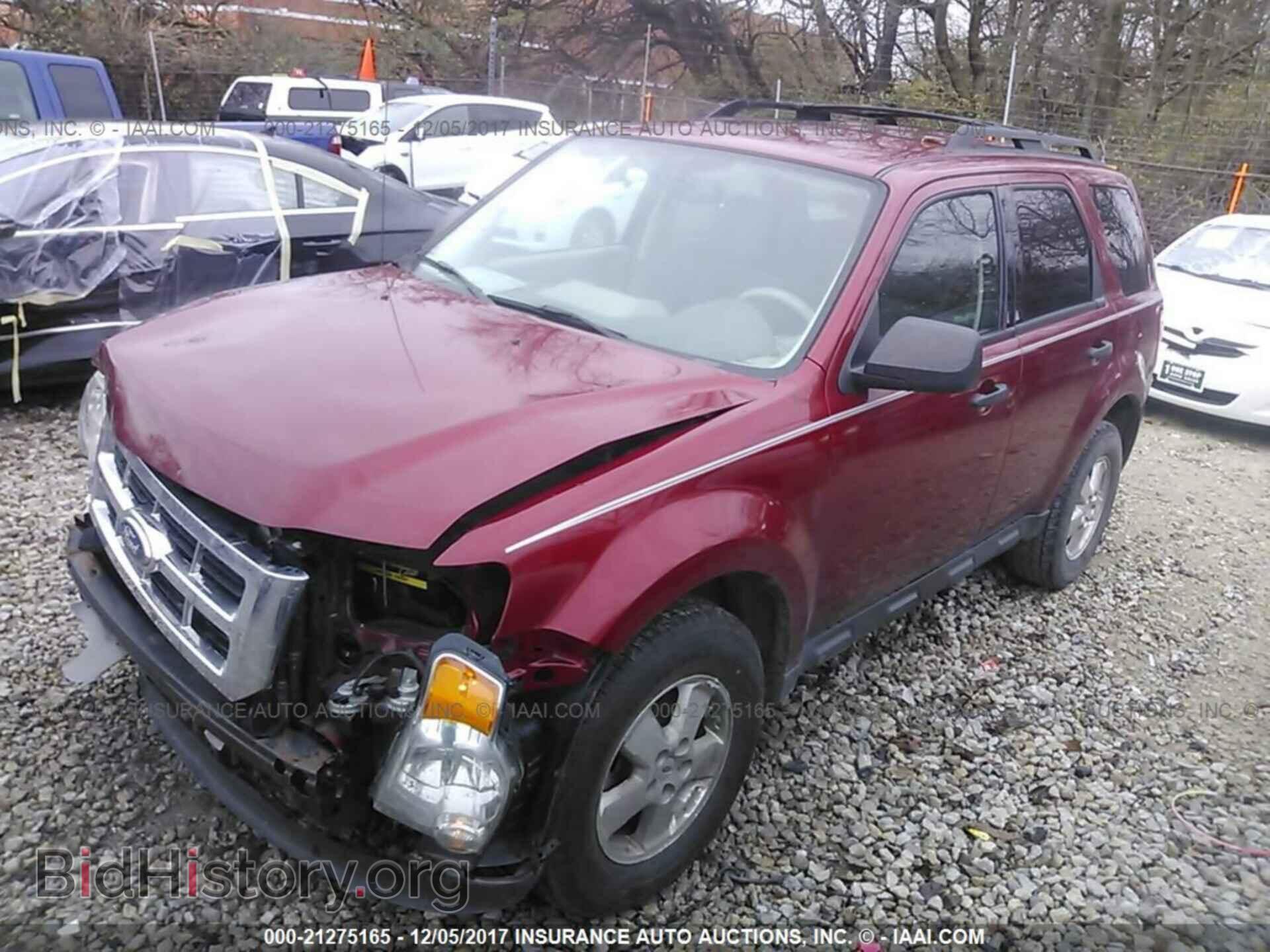 2012 Ford Escape - VIN: 1FMCU0C79CKA66383 - Photo 2