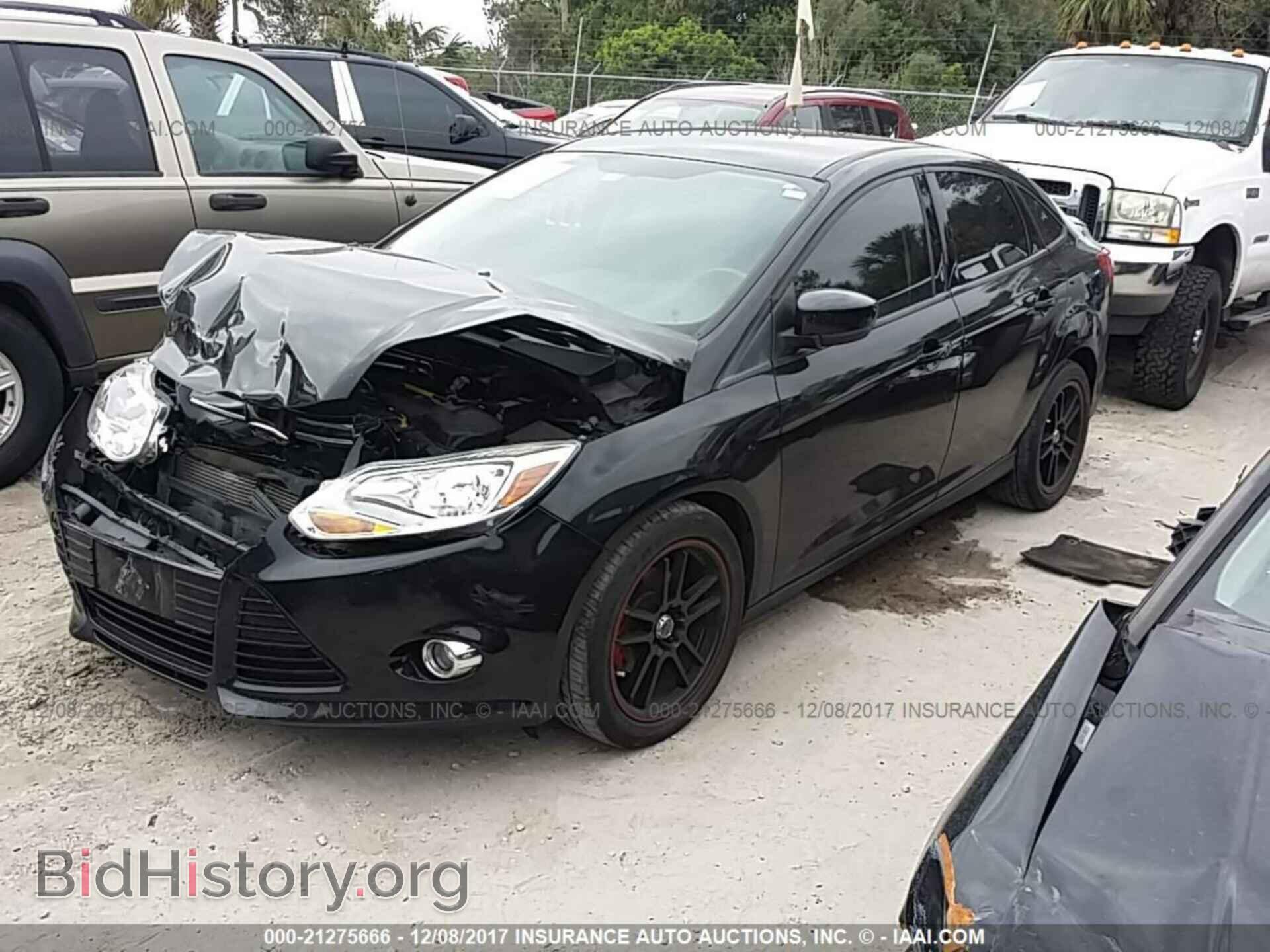 2012 Ford Focus - VIN: 1FAHP3F21CL473231 - Photo 2