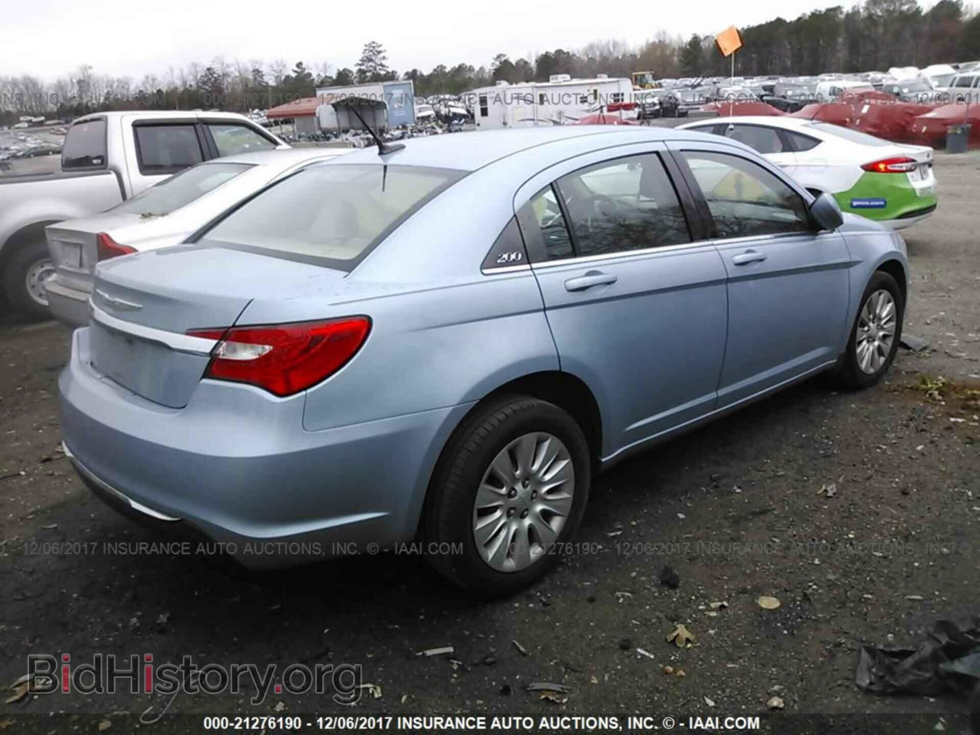 2012 Chrysler 200 - VIN: 1C3CCBAB0CN143591 - Photo 4