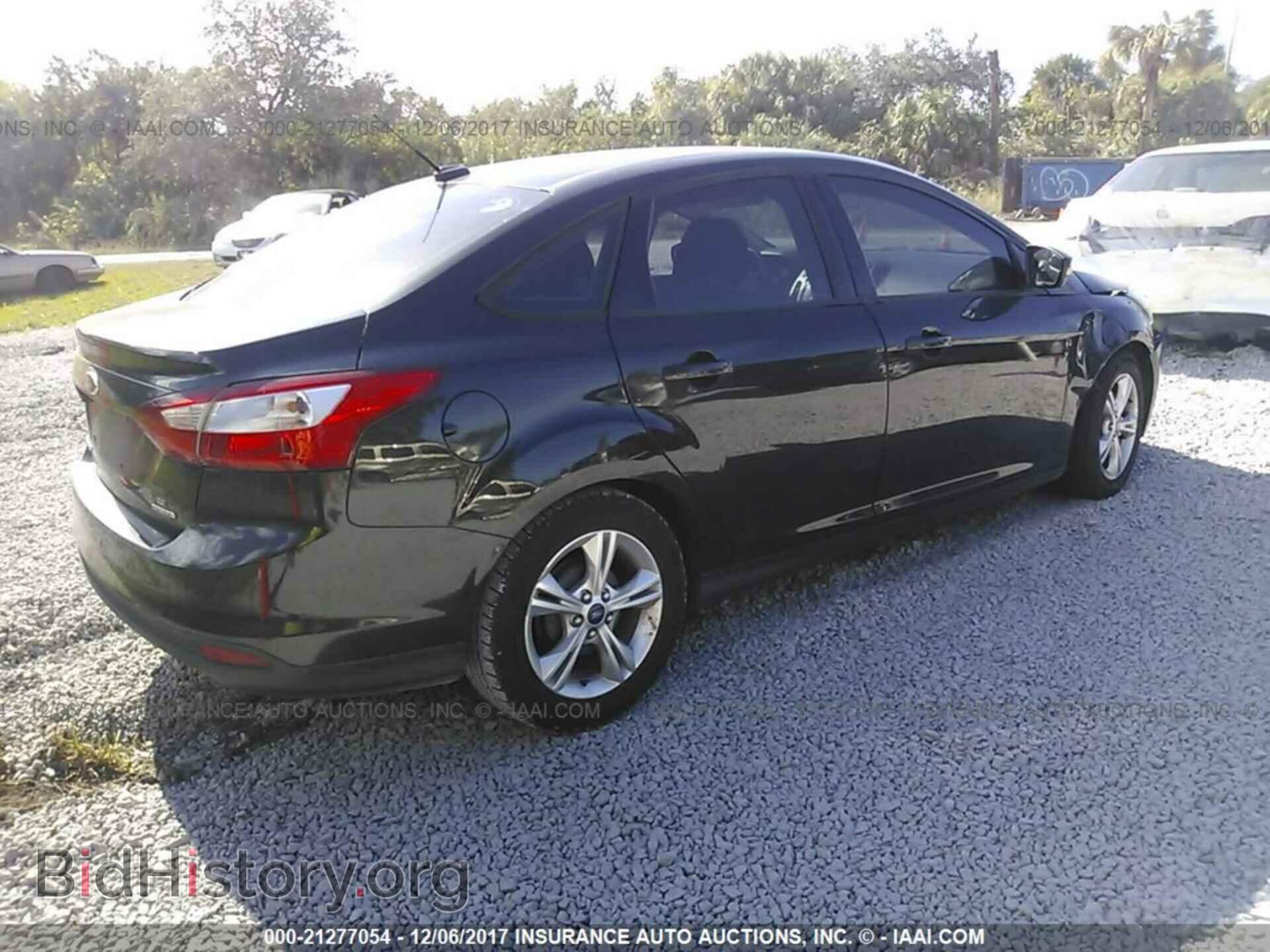 2014 Ford Focus - VIN: 1FADP3F27EL170407 - Photo 4