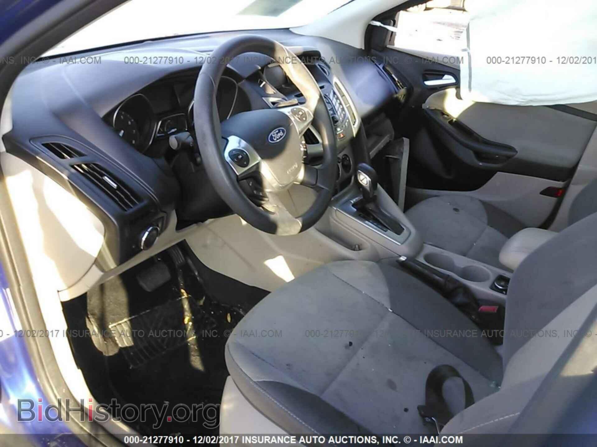 2012 Ford Focus - VIN: 1FAHP3F2XCL464785 - Photo 5