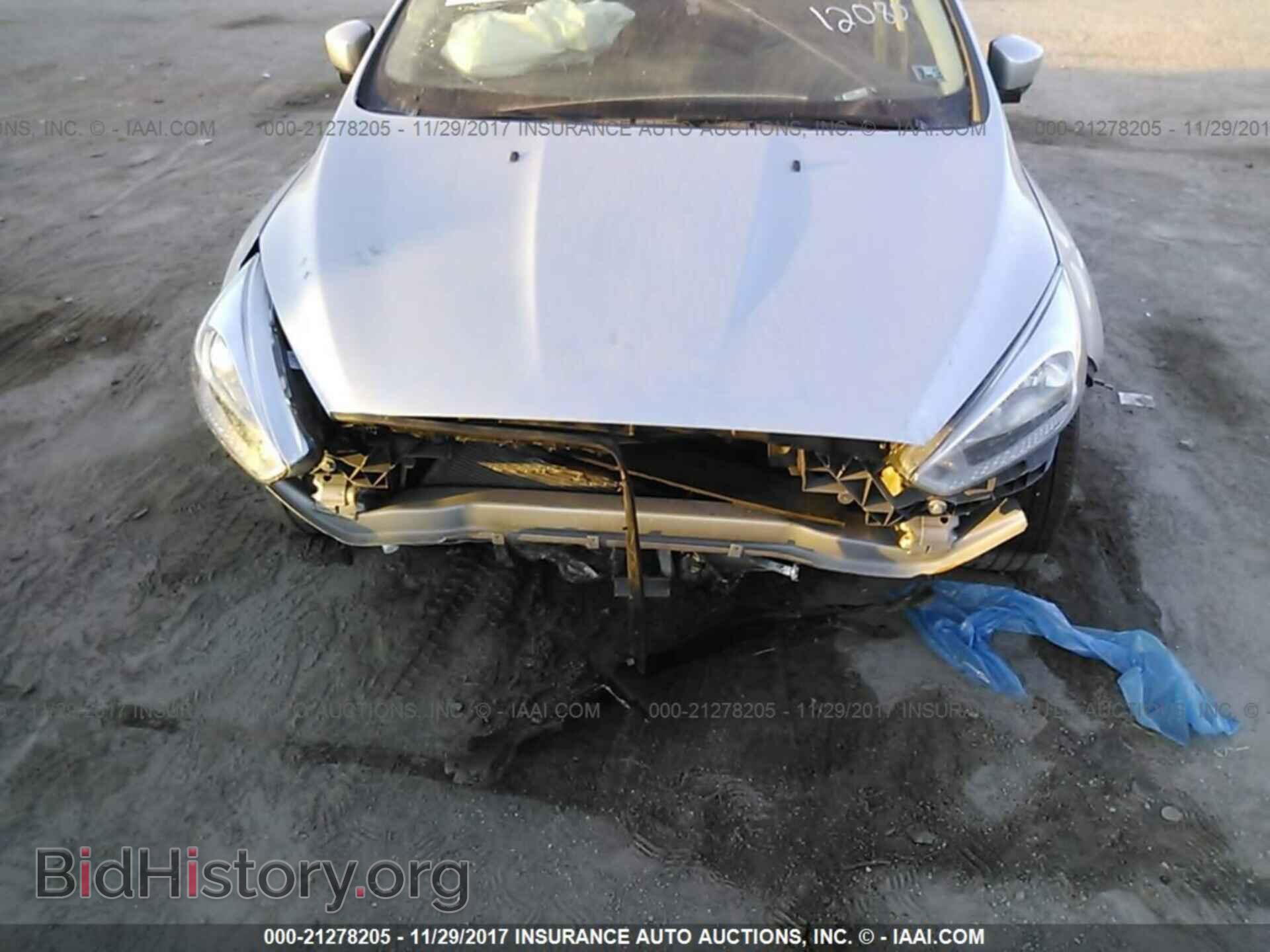 2017 Ford Focus - VIN: 1FADP3K29HL223652 - Photo 6