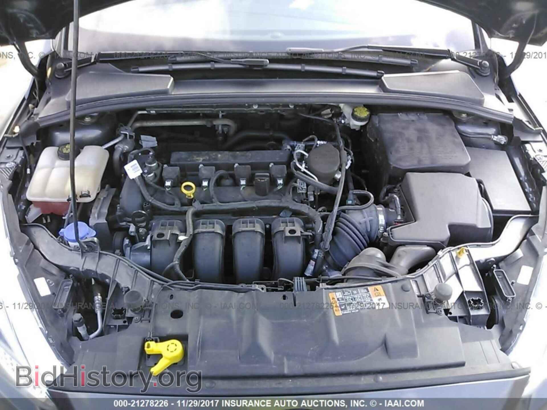 2016 Ford Focus - VIN: 1FADP3K26GL290109 - Photo 10
