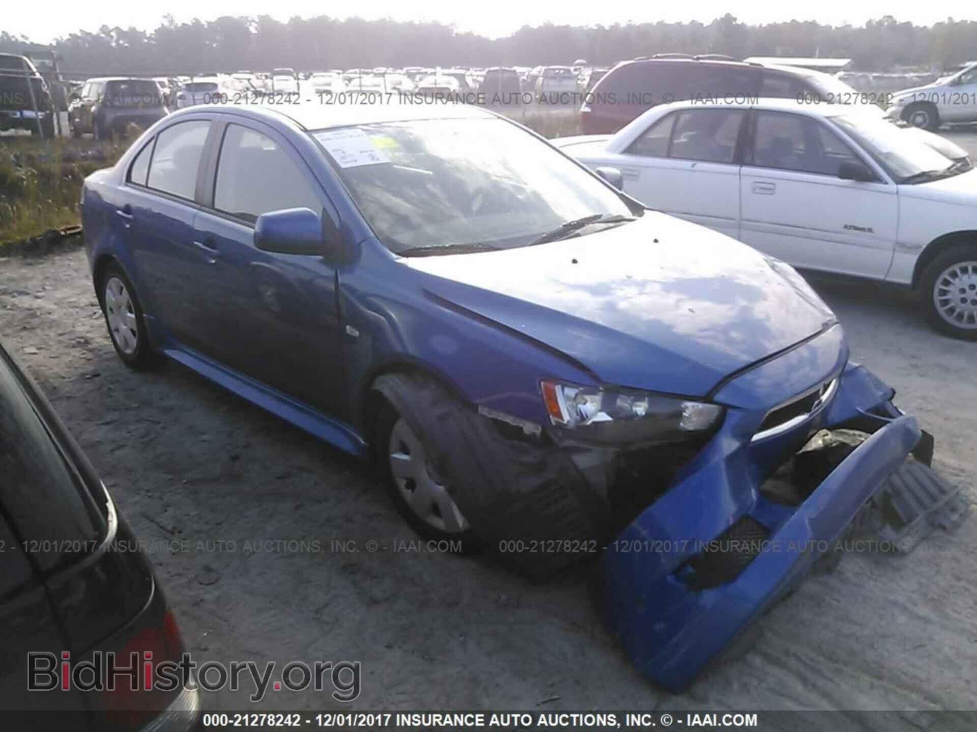 Photo JA32U2FU6BU010691 - Mitsubishi Lancer 2011