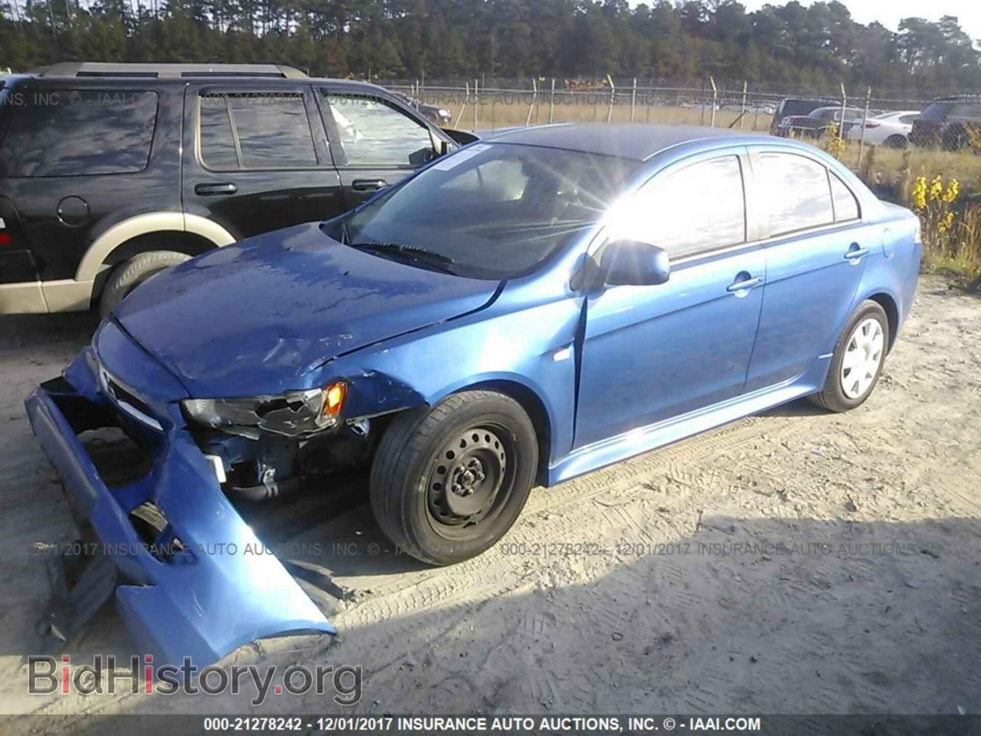 2011 Mitsubishi Lancer - VIN: JA32U2FU6BU010691 - Фото 2