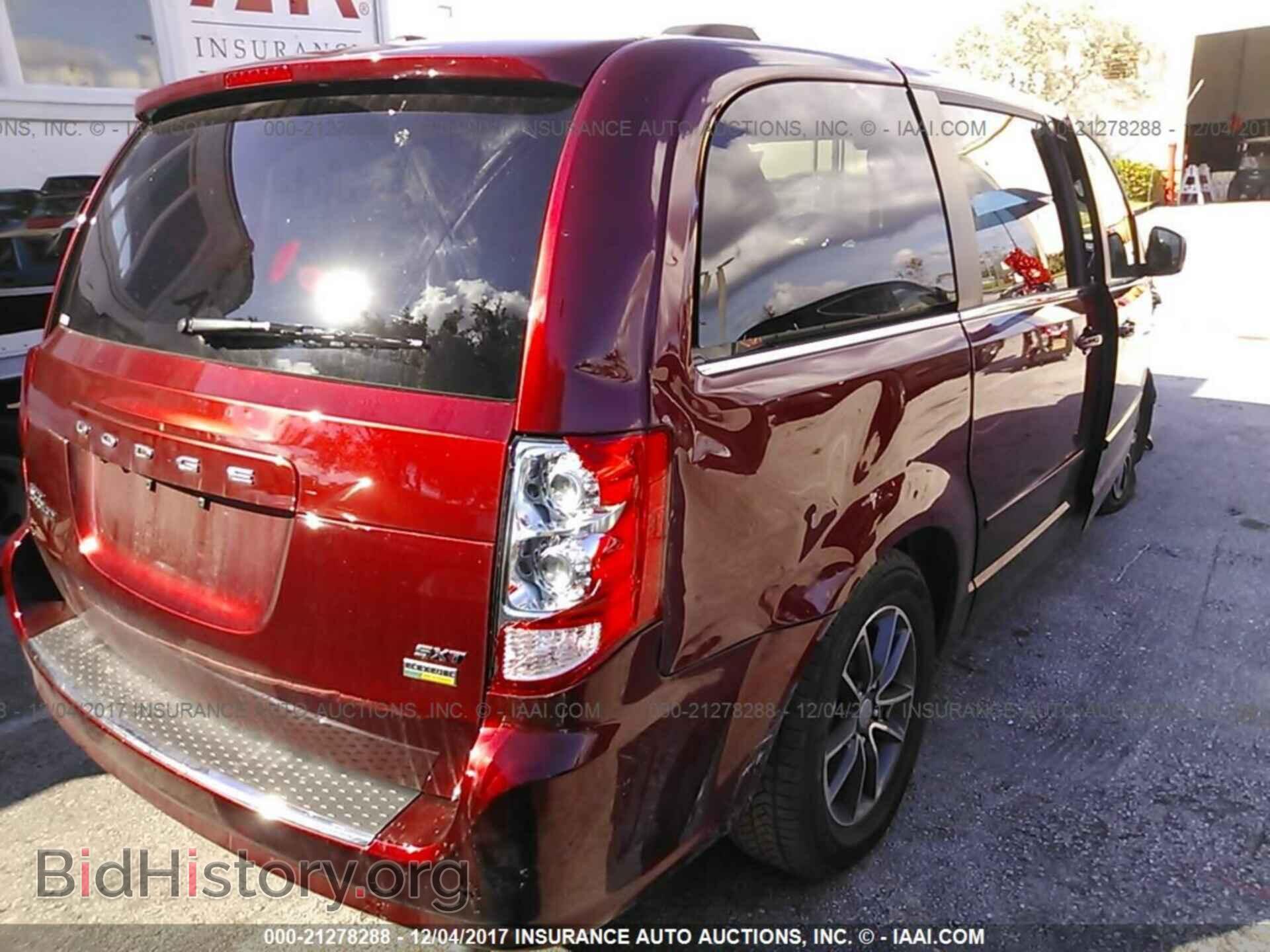 2017 Dodge Grand caravan - VIN: 2C4RDGCG2HR749882 - Фото 4