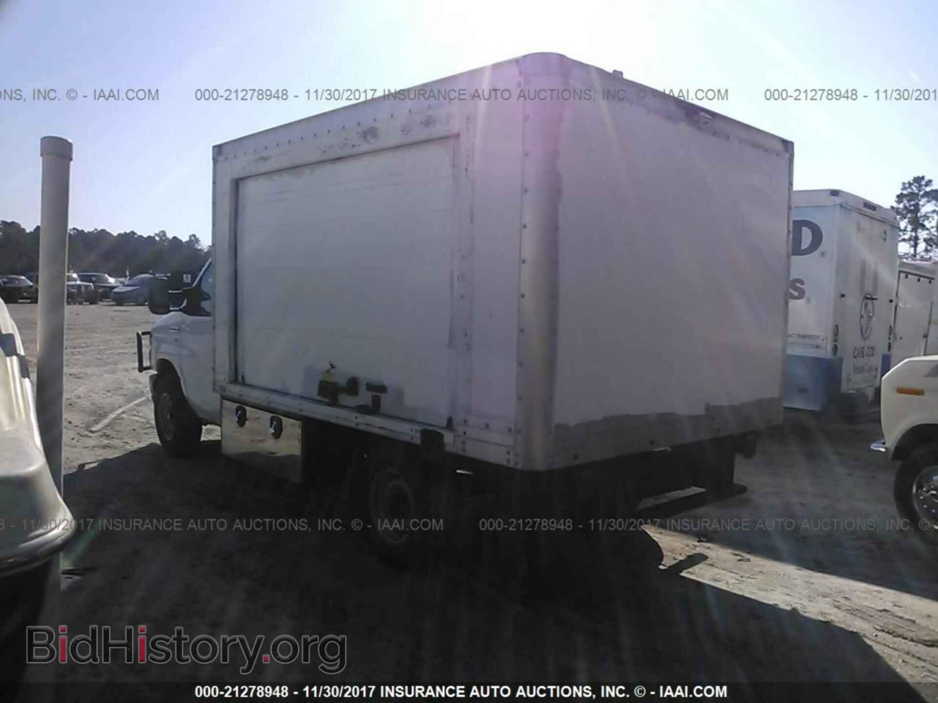 2012 Ford Econoline - VIN: 1FDSE3FL6CDA81821 - Фото 3