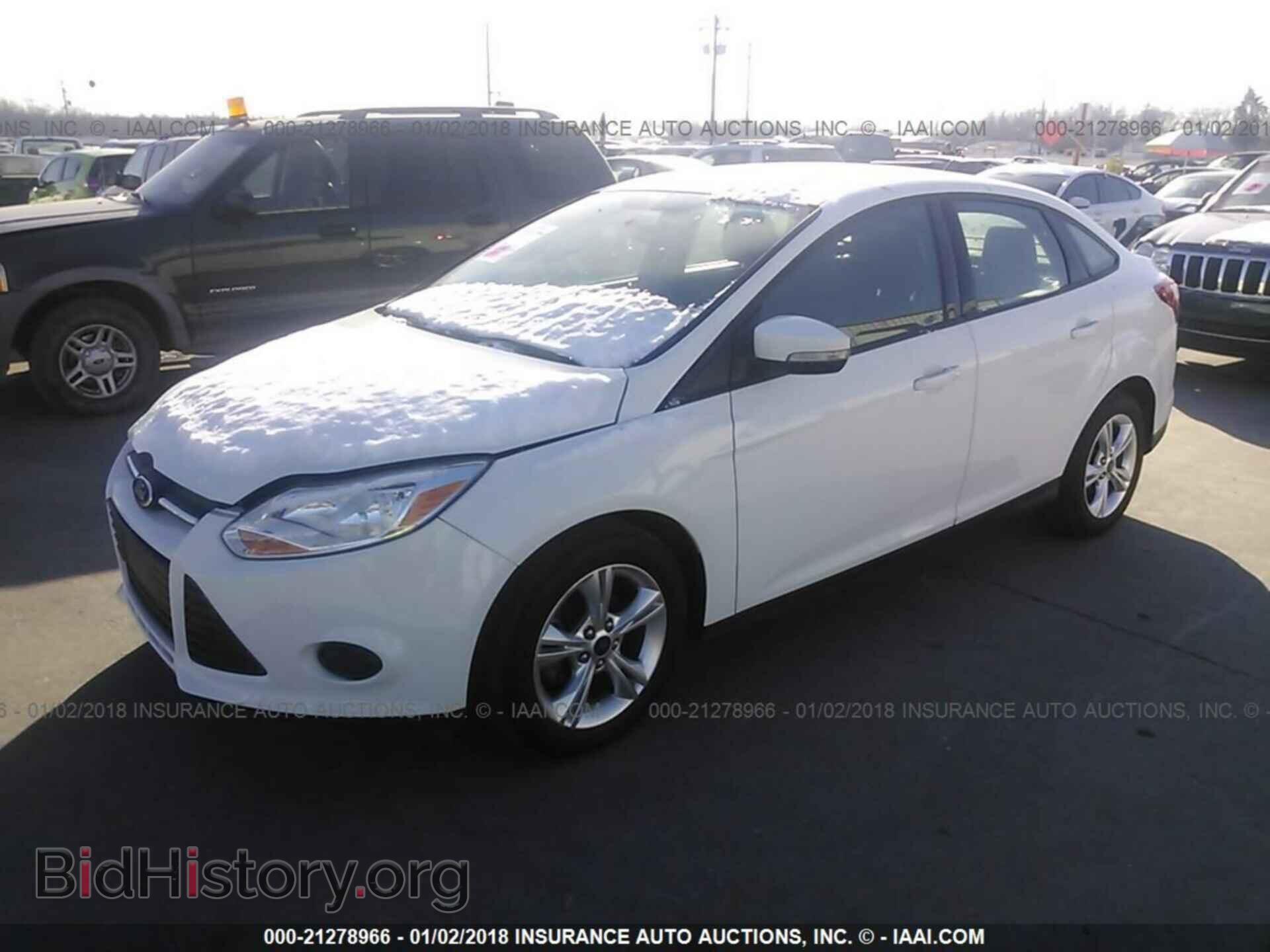 2013 Ford Focus - VIN: 1FADP3F23DL376239 - Photo 2
