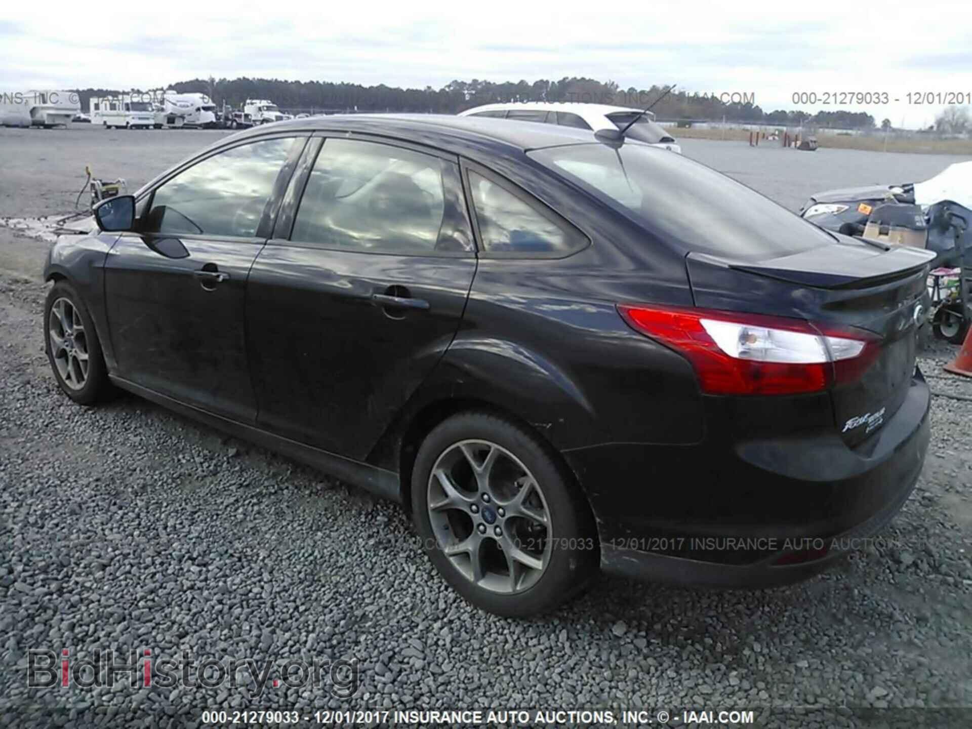2014 Ford Focus - VIN: 1FADP3F29EL233216 - Фото 3