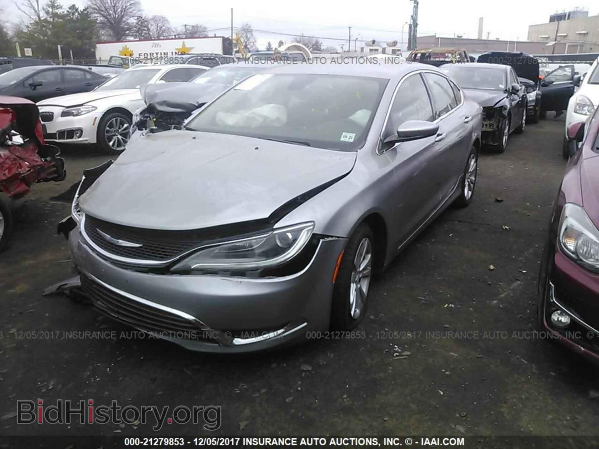 2016 Chrysler 200 - VIN: 1C3CCCABXGN127474 - Photo 2