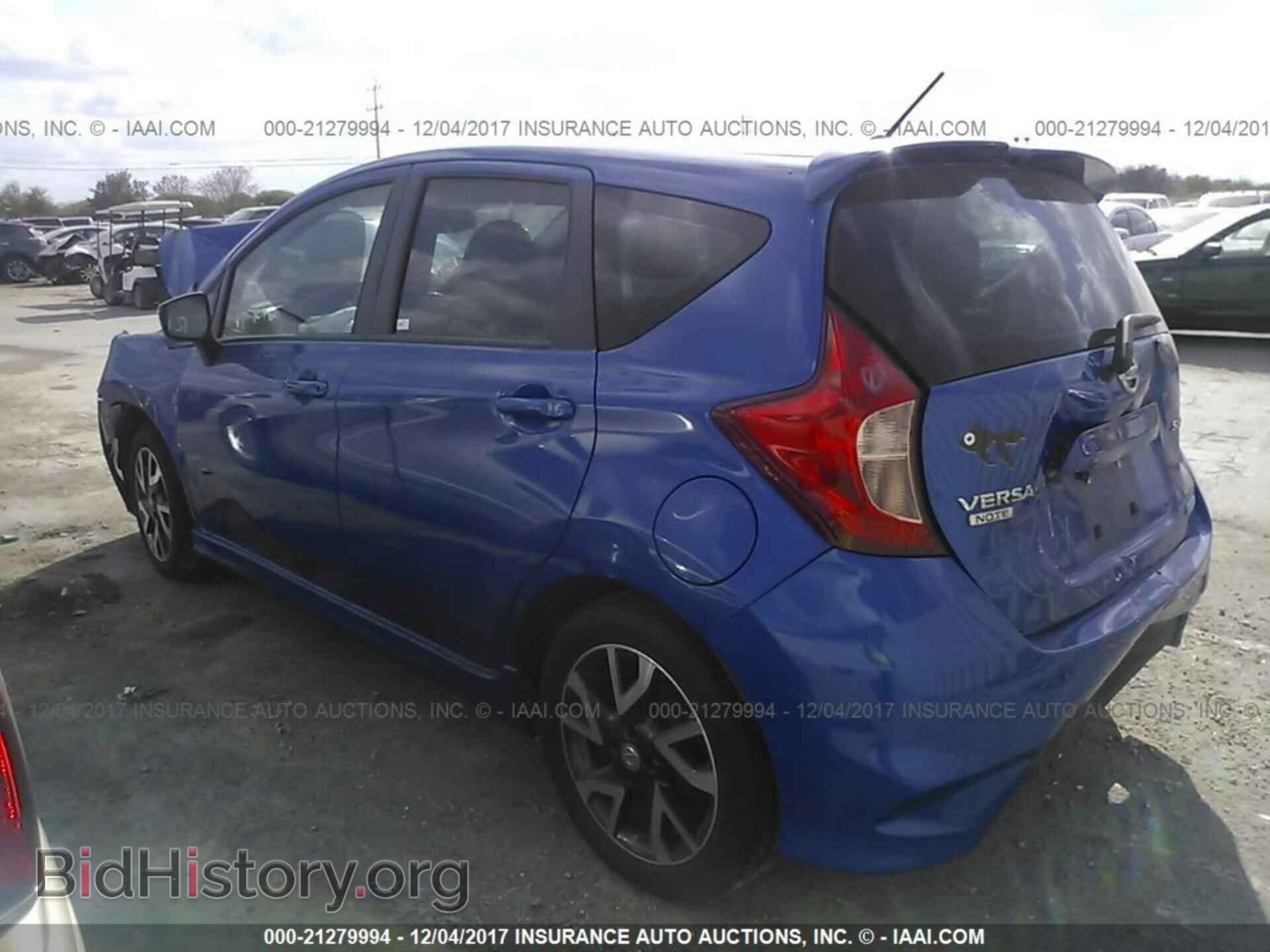 2015 Nissan Versa note - VIN: 3N1CE2CP0FL375064 - Фото 3