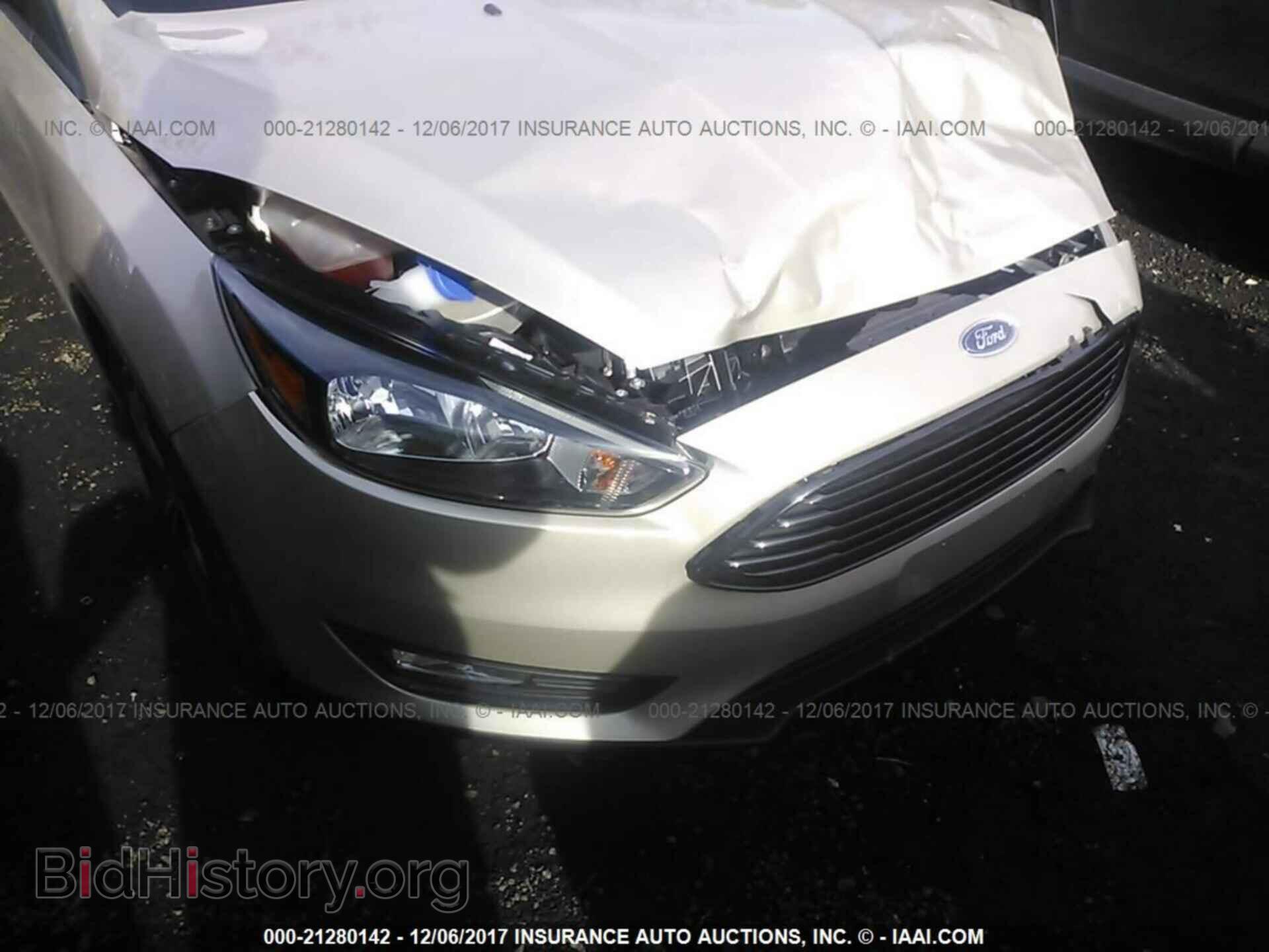 2017 Ford Focus - VIN: 1FADP3FE3HL281468 - Photo 6