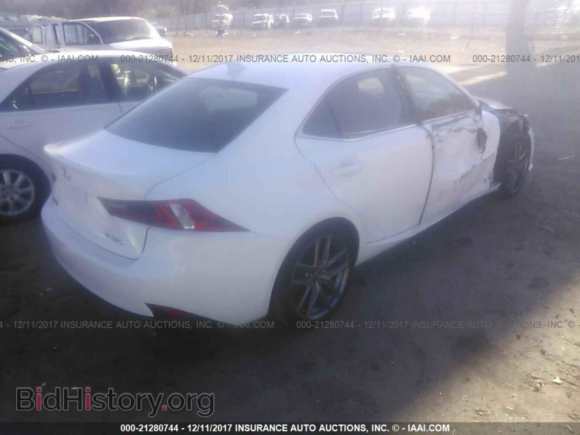 2015 Lexus Is - VIN: JTHBE1D22F5018473 - Фото 4
