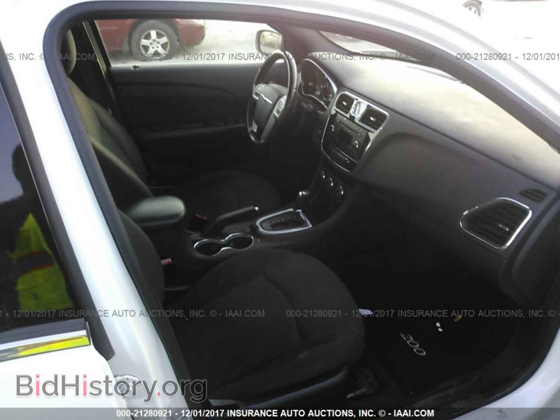 2012 Chrysler 200 - VIN: 1C3CCBBB9CN124679 - Фото 5