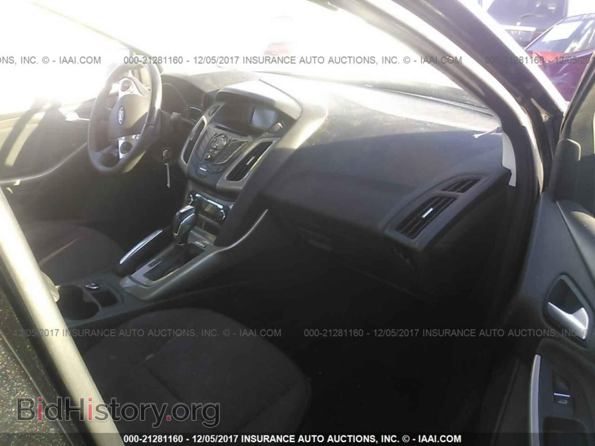 2012 Ford Focus - VIN: 1FAHP3H27CL344469 - Photo 5