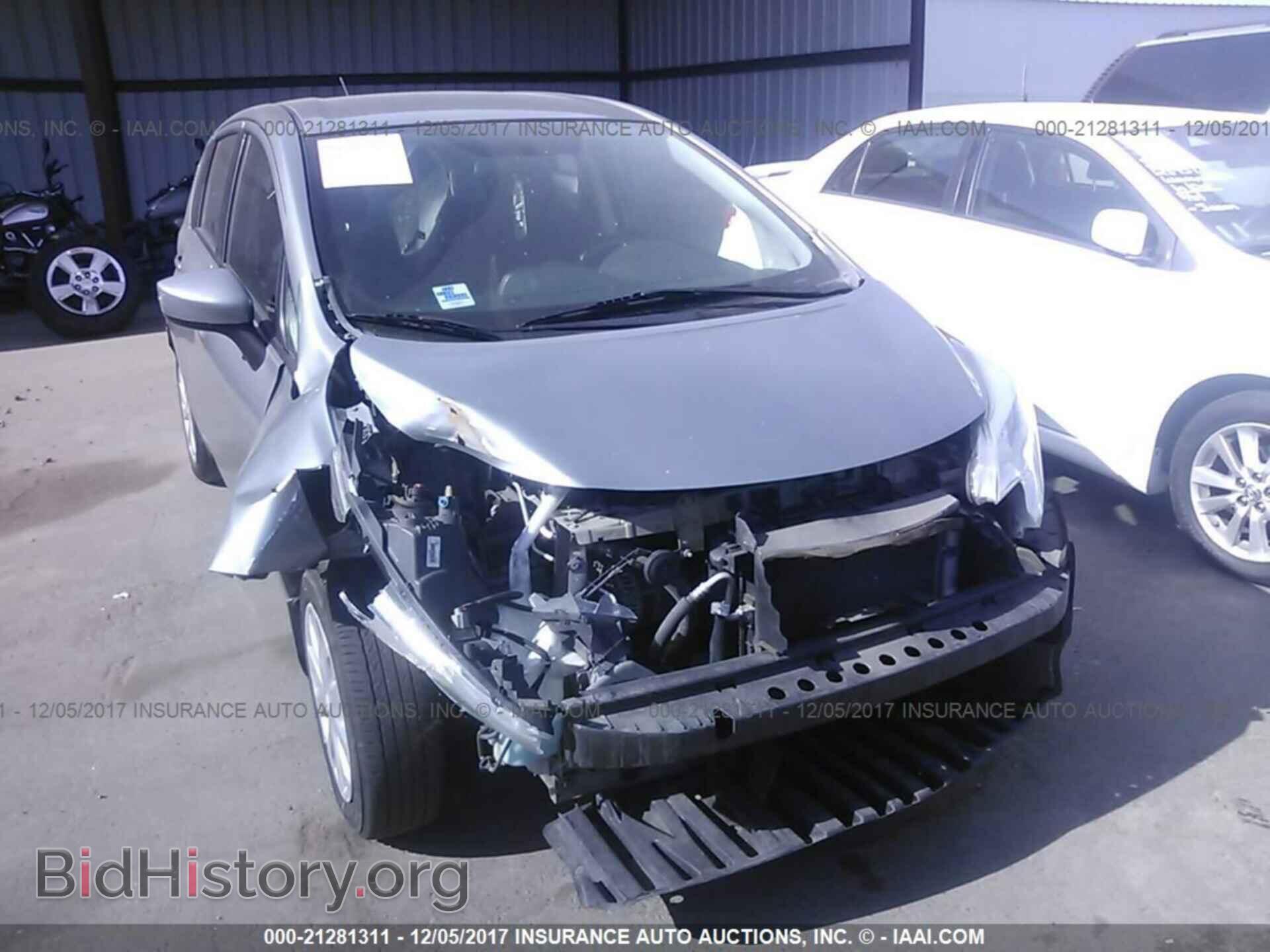 2015 Nissan Versa note - VIN: 3N1CE2CP0FL355770 - Фото 6
