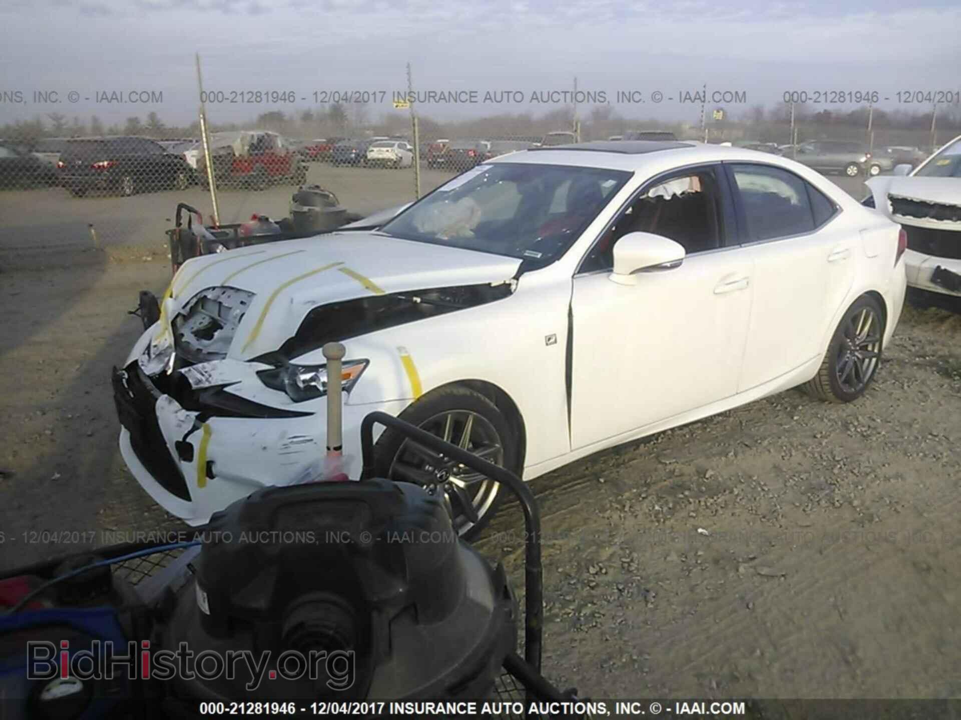 2015 Lexus Is - VIN: JTHCF1D29F5016589 - Photo 2