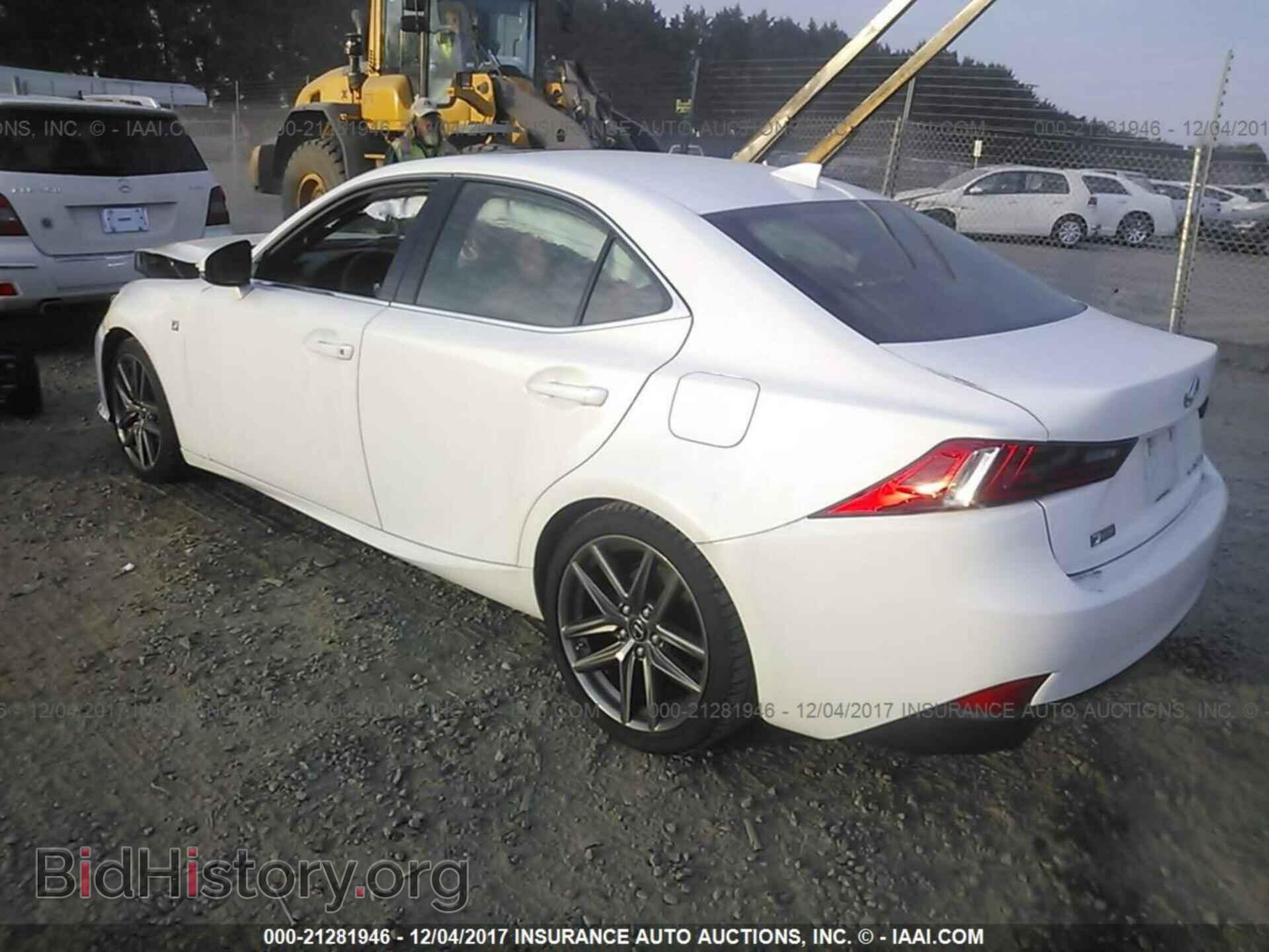 2015 Lexus Is - VIN: JTHCF1D29F5016589 - Photo 3