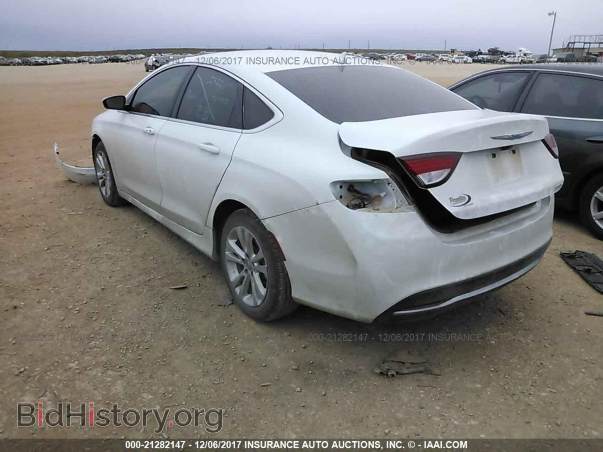 2016 Chrysler 200 - VIN: 1C3CCCAB6GN107075 - Фото 3