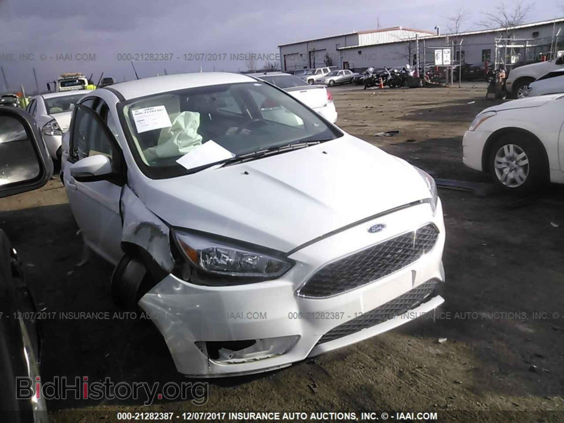 Photo 1FADP3K25FL218655 - Ford Focus 2015