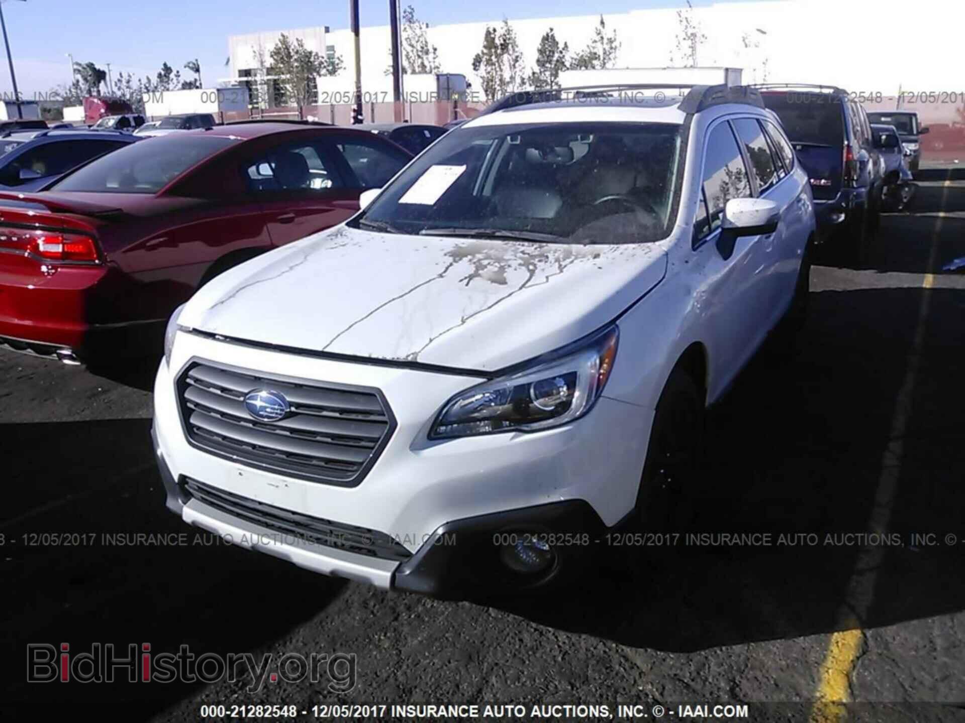 2015 Subaru Outback - VIN: 4S4BSENC0F3341811 - Фото 2