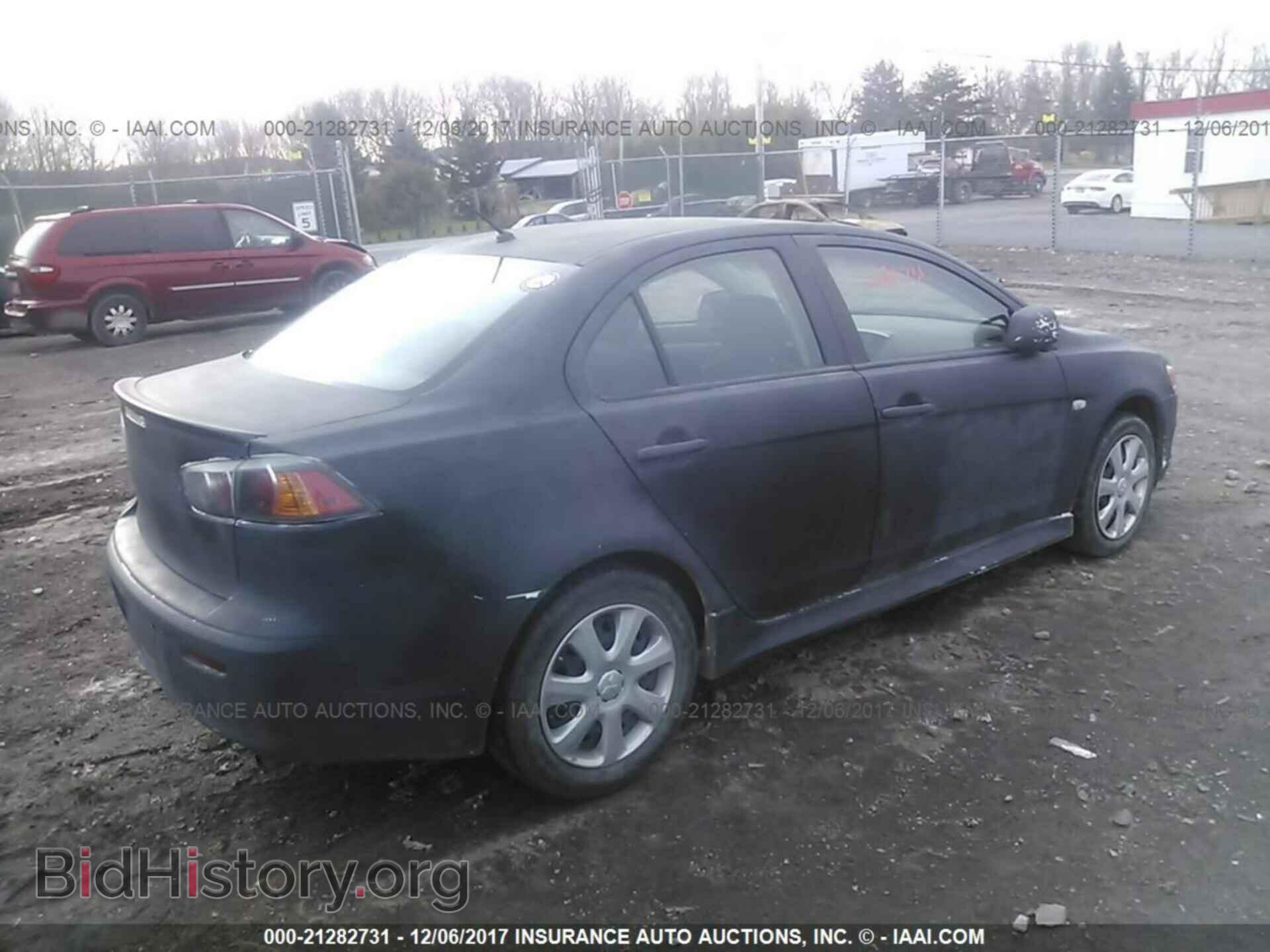 2014 Mitsubishi Lancer - VIN: JA32U2FU4EU009558 - Фото 4