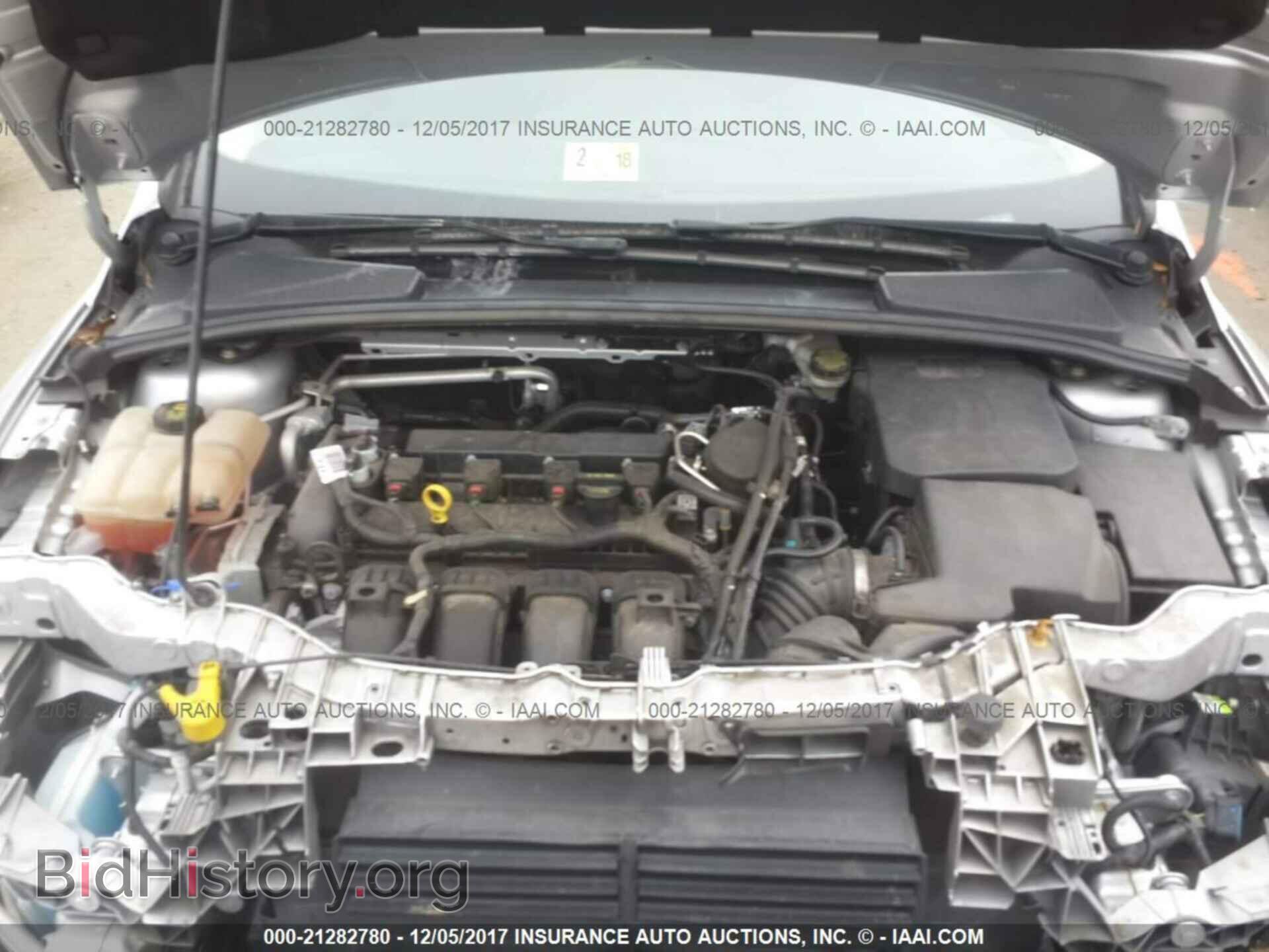 2014 Ford Focus - VIN: 1FADP3F22EL127965 - Photo 10