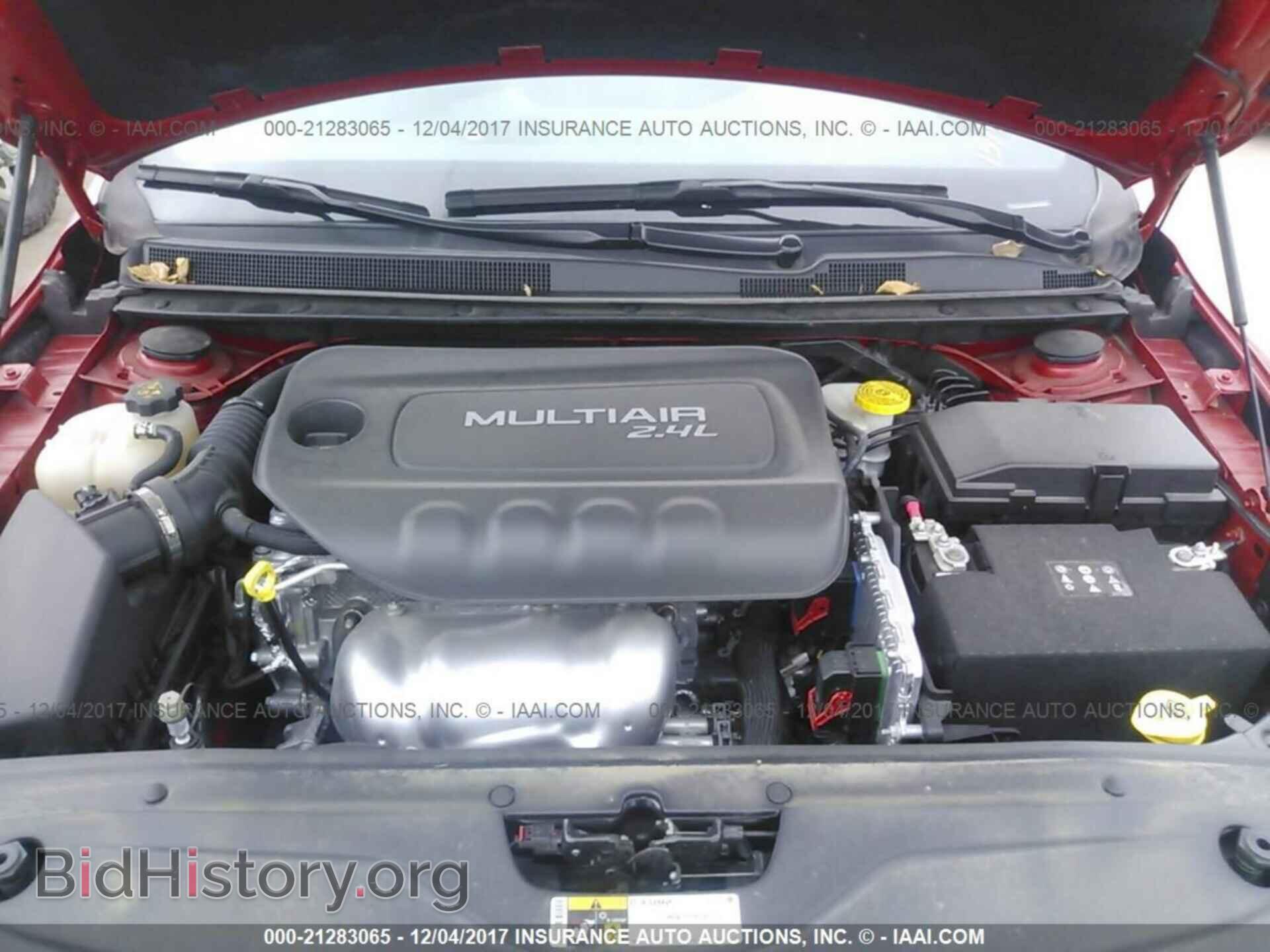 2016 Chrysler 200 - VIN: 1C3CCCBB3GN151971 - Фото 10