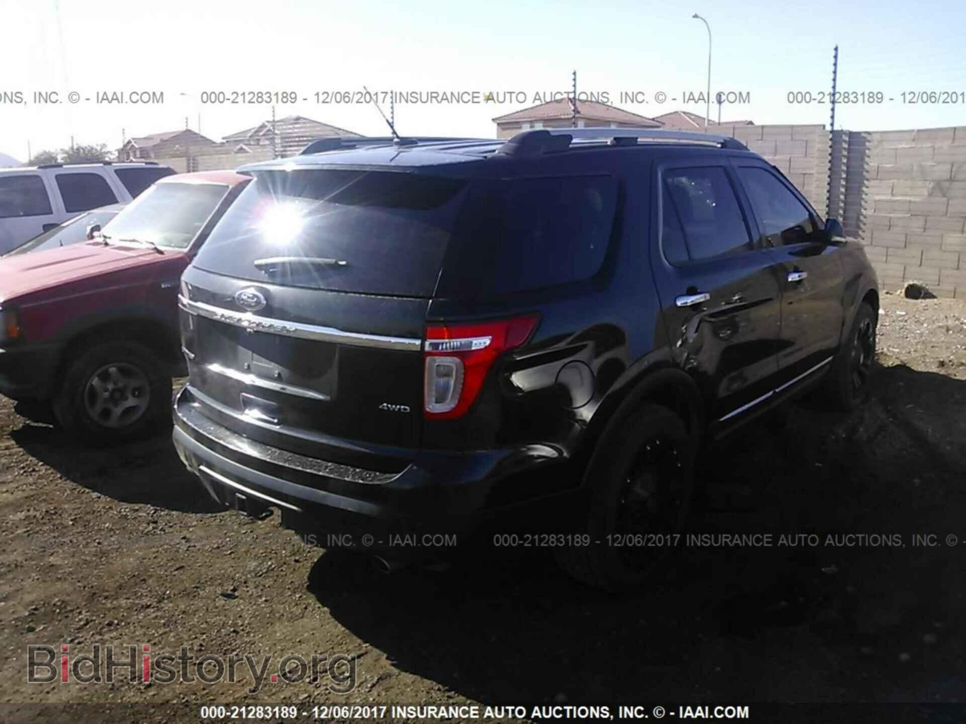 2011 Ford Explorer - VIN: 1FMHK8F81BGA61470 - Фото 4