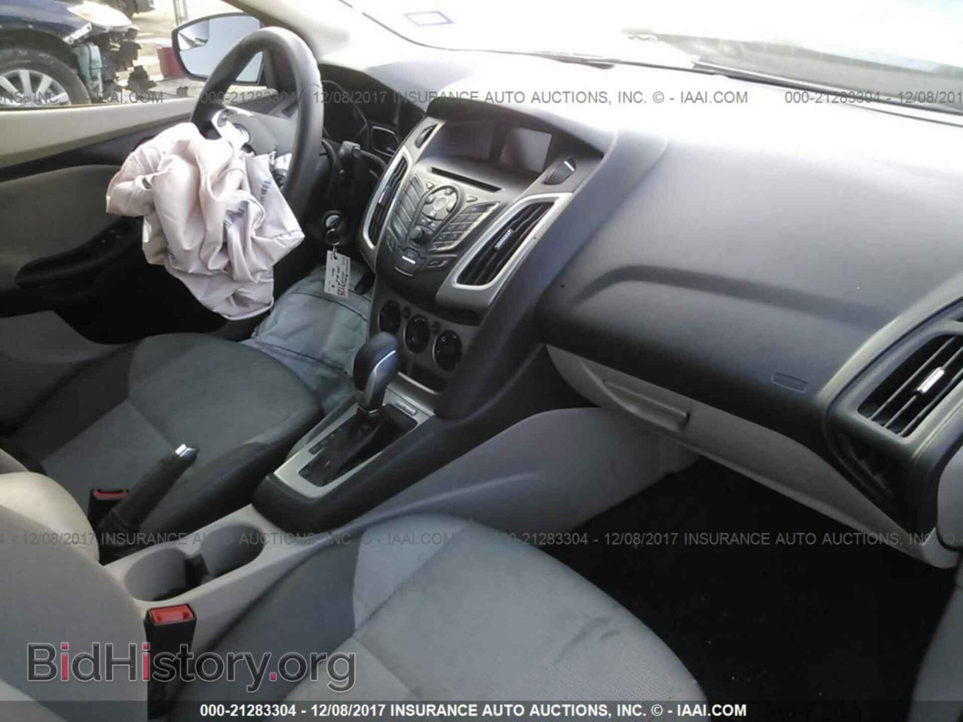 2014 Ford Focus - VIN: 1FADP3K23EL455532 - Photo 5